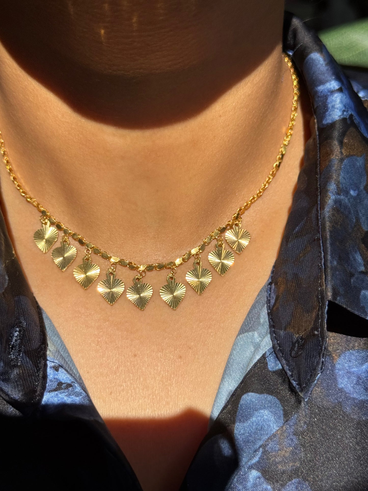 Vintage 18k engine turned hearts necklace ✨