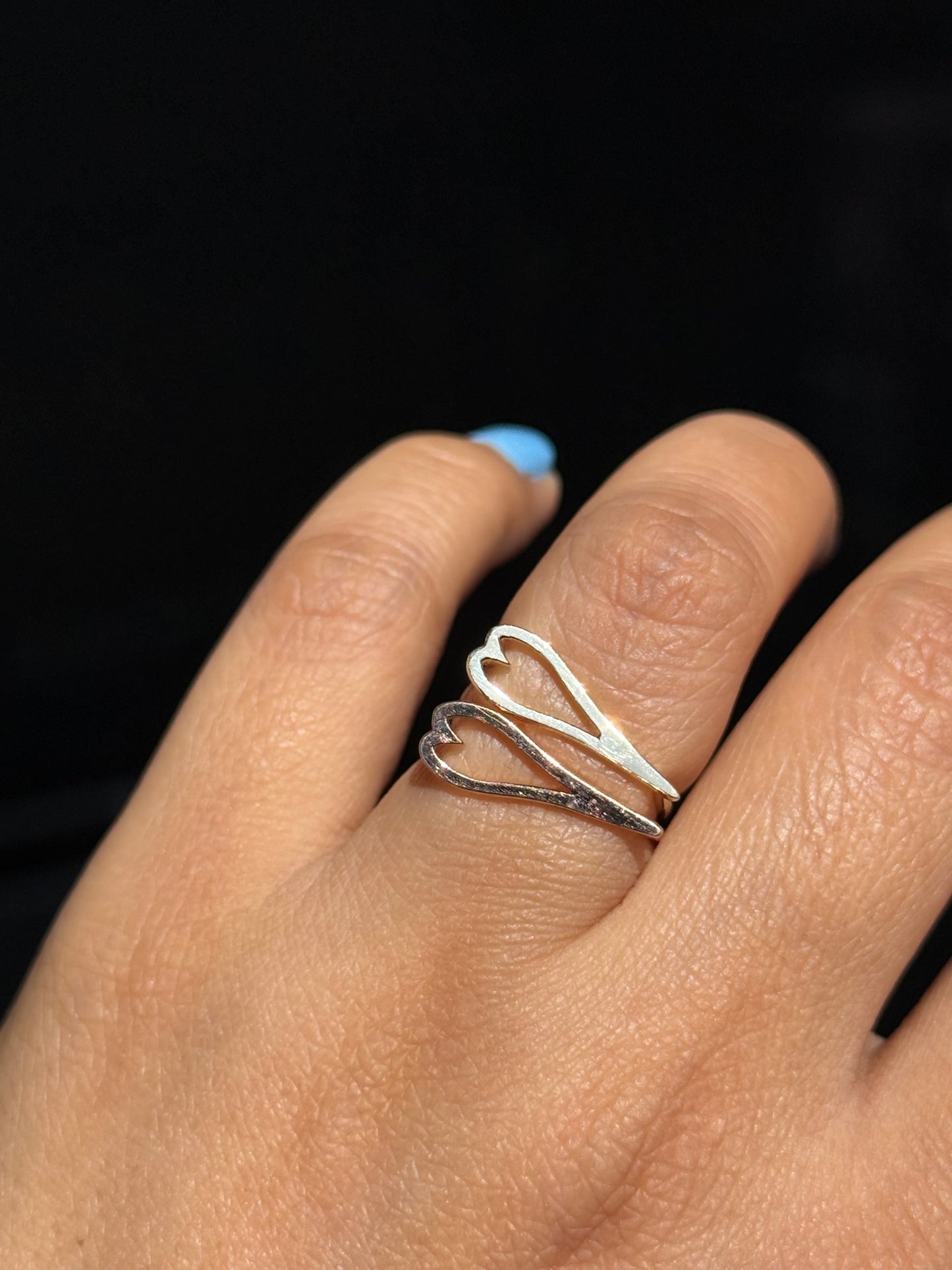 14k east to west side Heart Ring