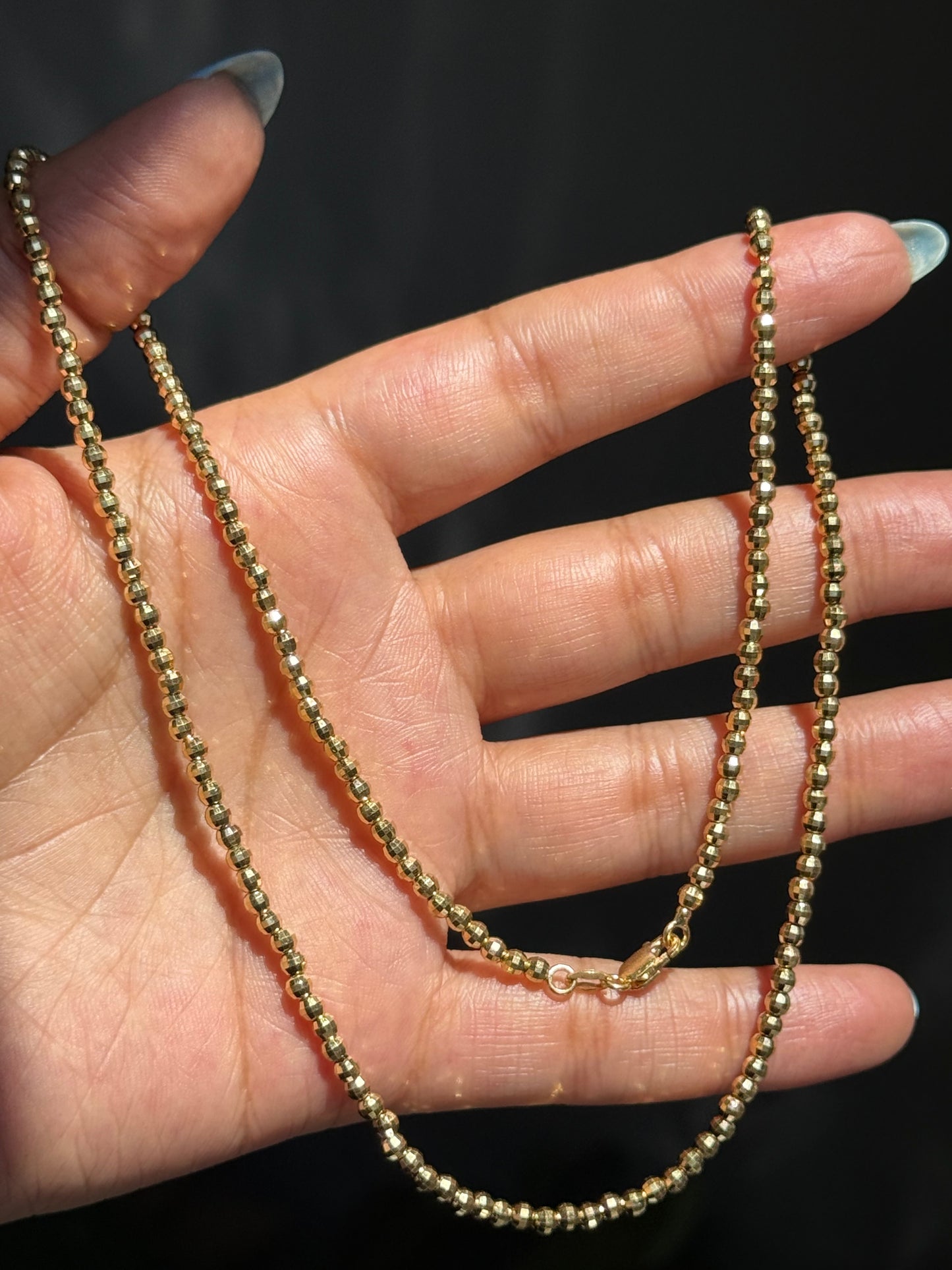 Vintage Italian 18k disco 🪩 beaded chain