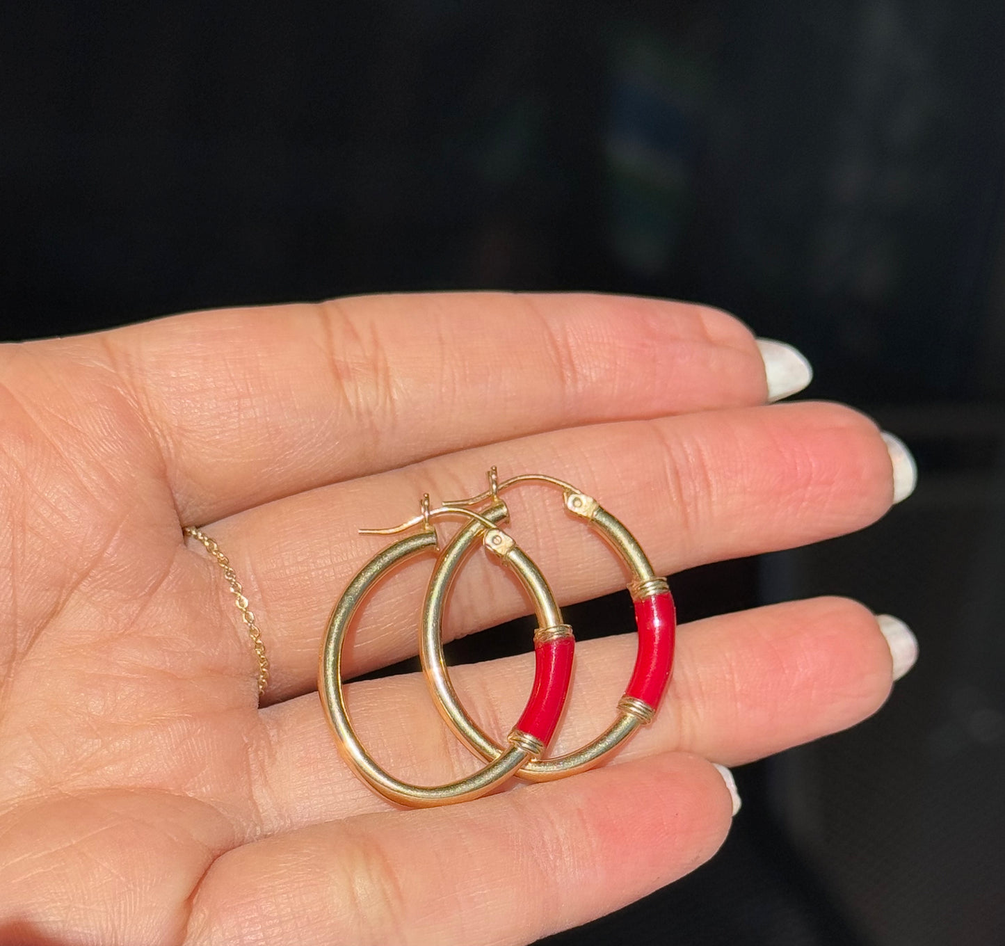 14k Enamel oval hoop earrings
