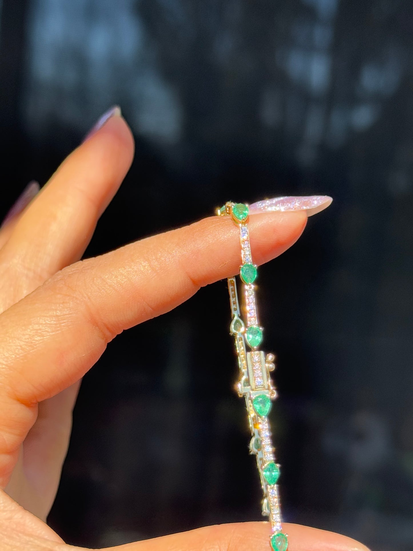14k Yellow Gold Emeralds and diamonds tennis Bracelet