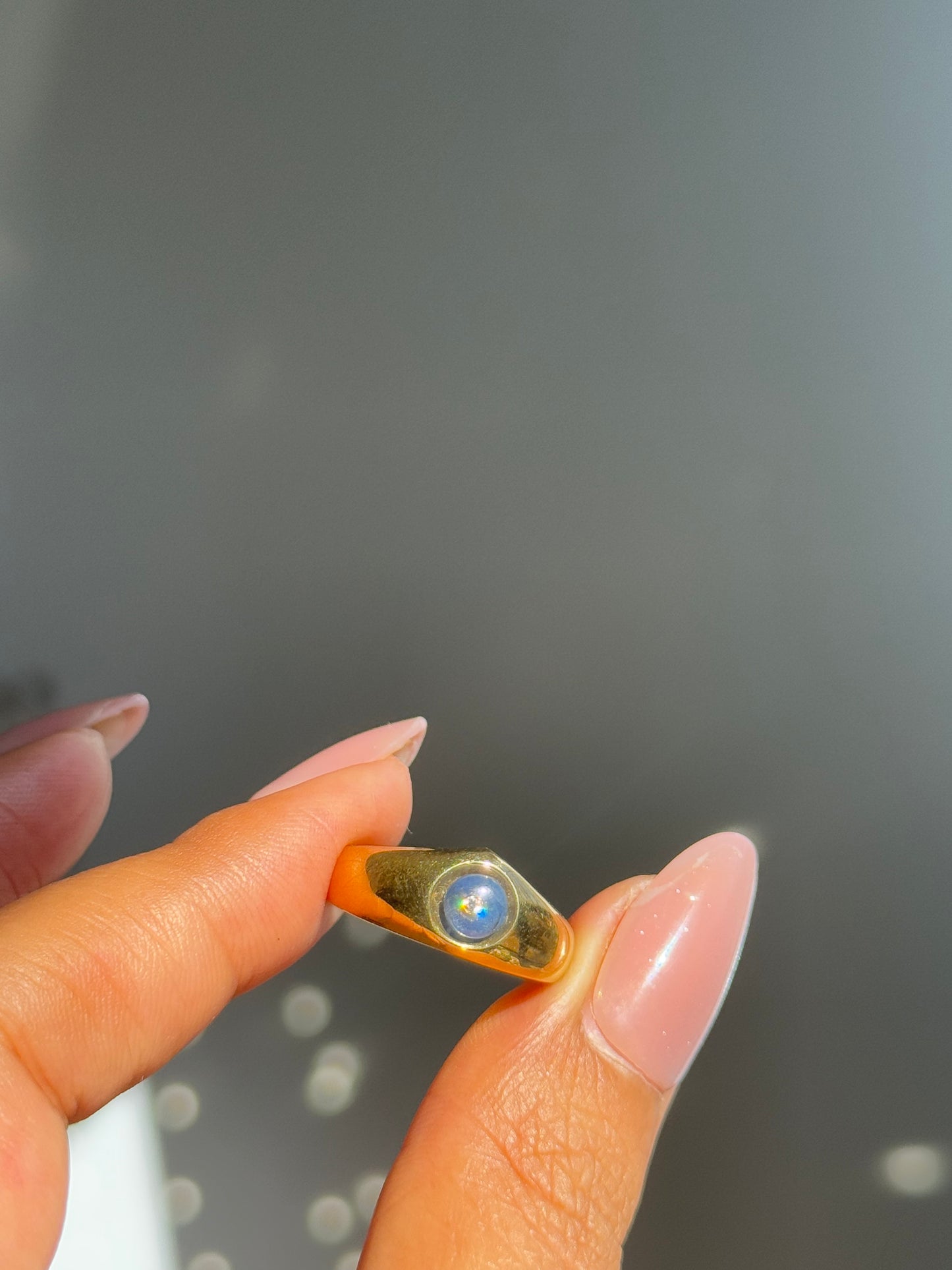 18k cabochon sapphire and diamond ring