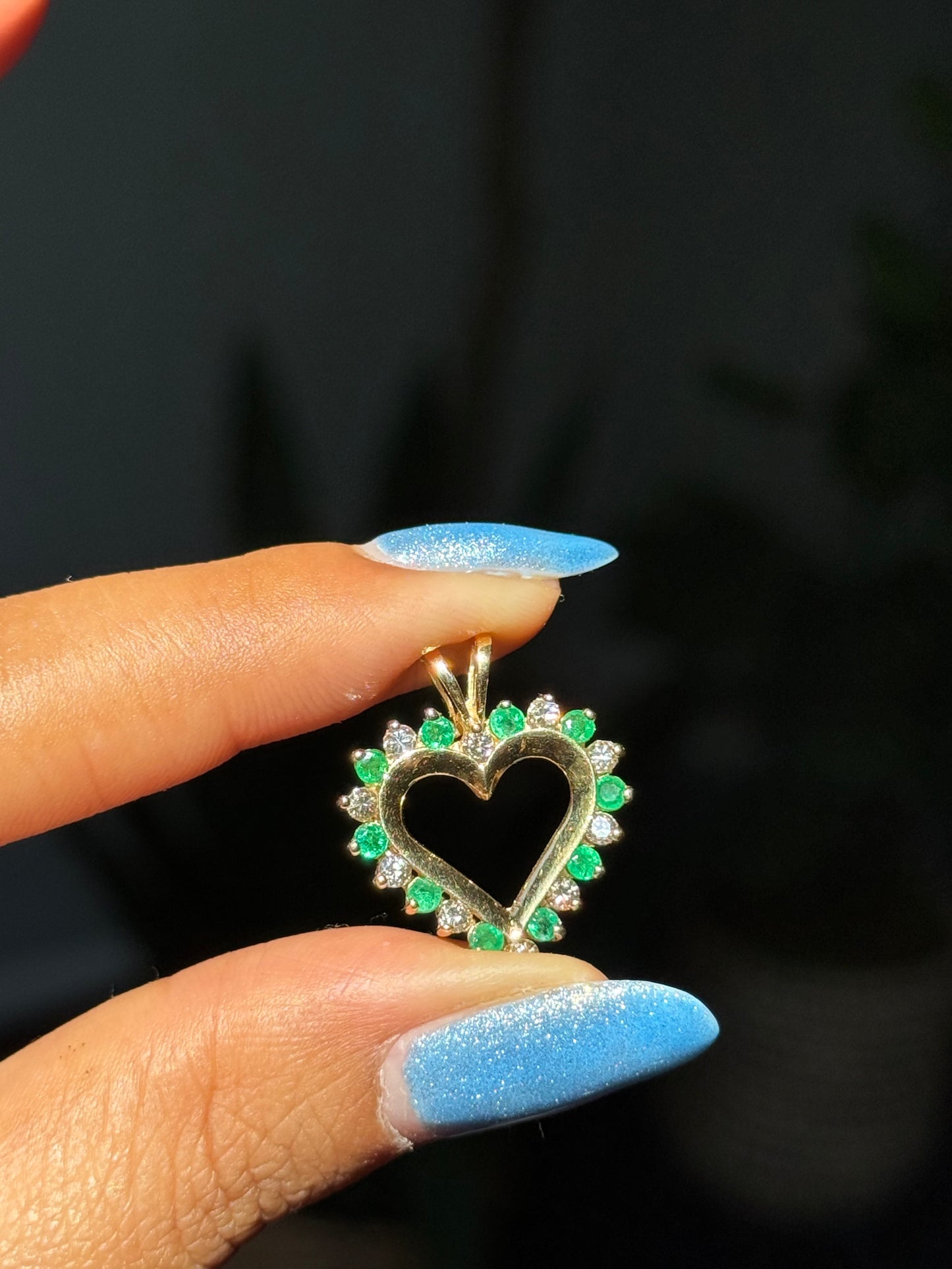 14k emerald and diamonds heart charm ✨