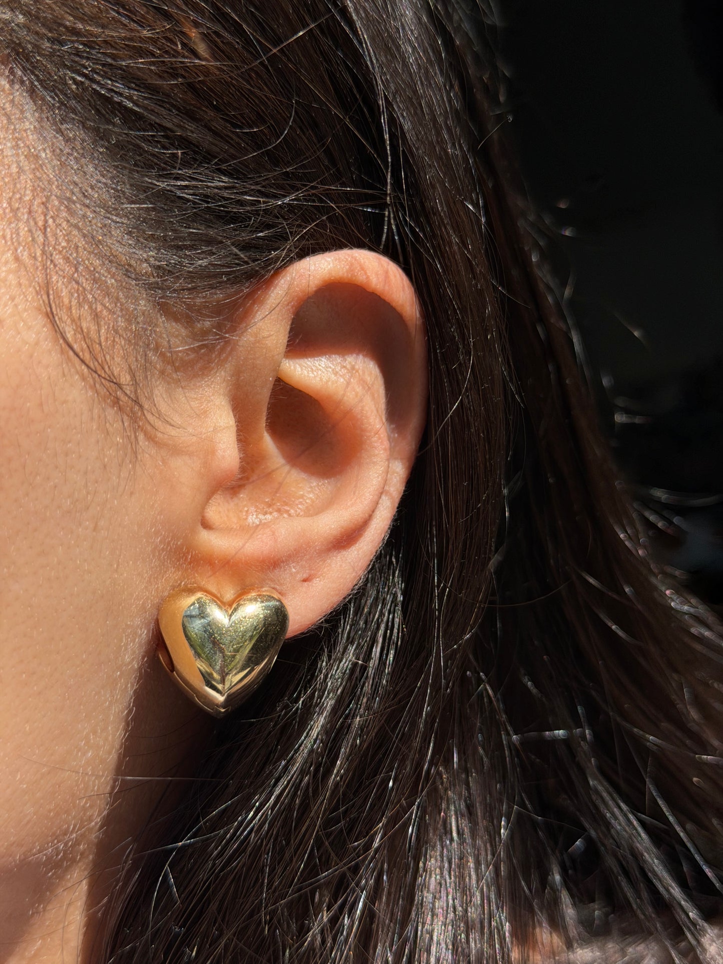 14k heart Huggies