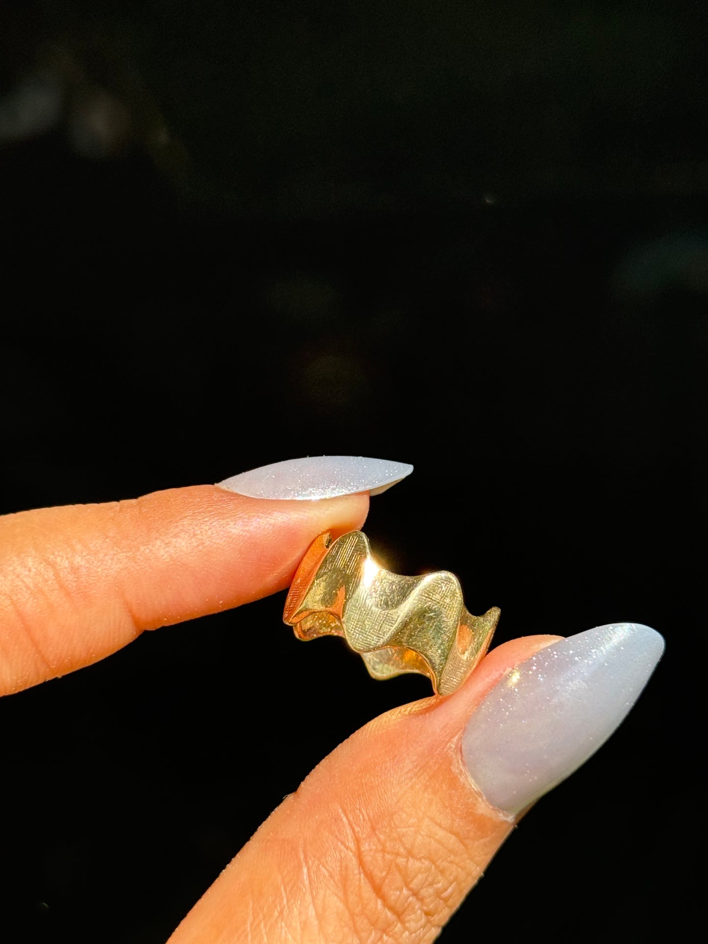 vintage 14k wavy band
