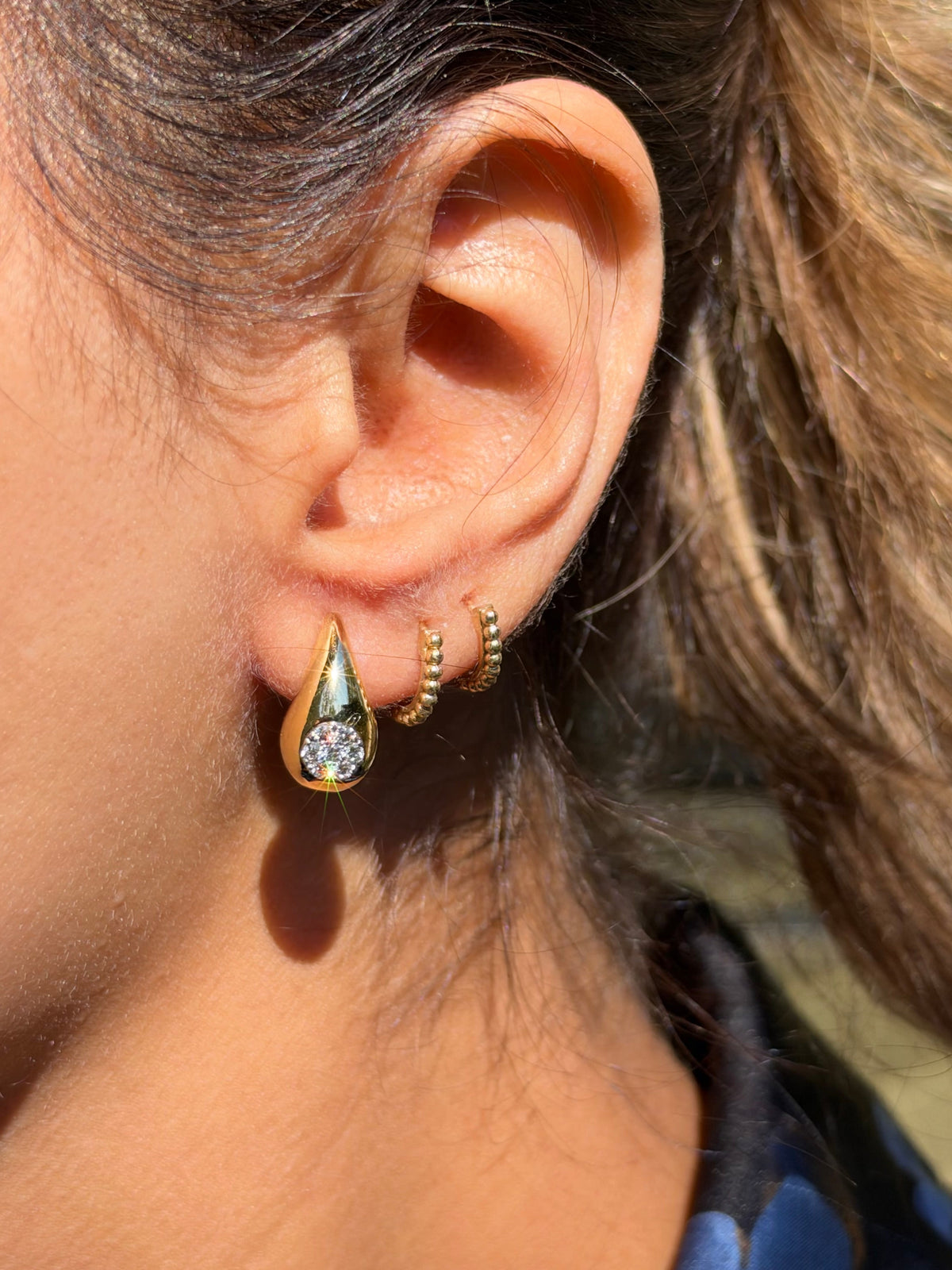18k teardrop diamond earrings