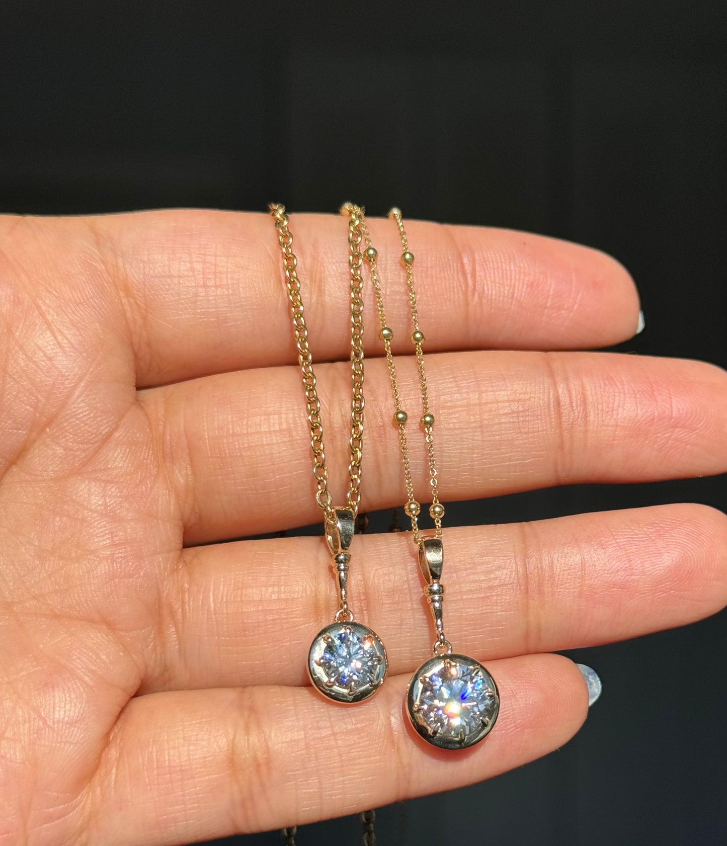 Preorder 14k 2ct Moissanite Glowy charm