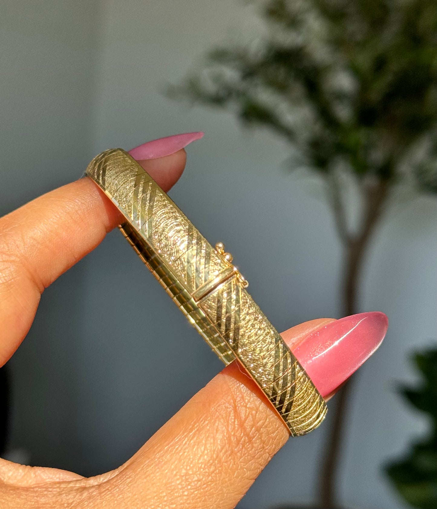 14k Italian omega bracelet