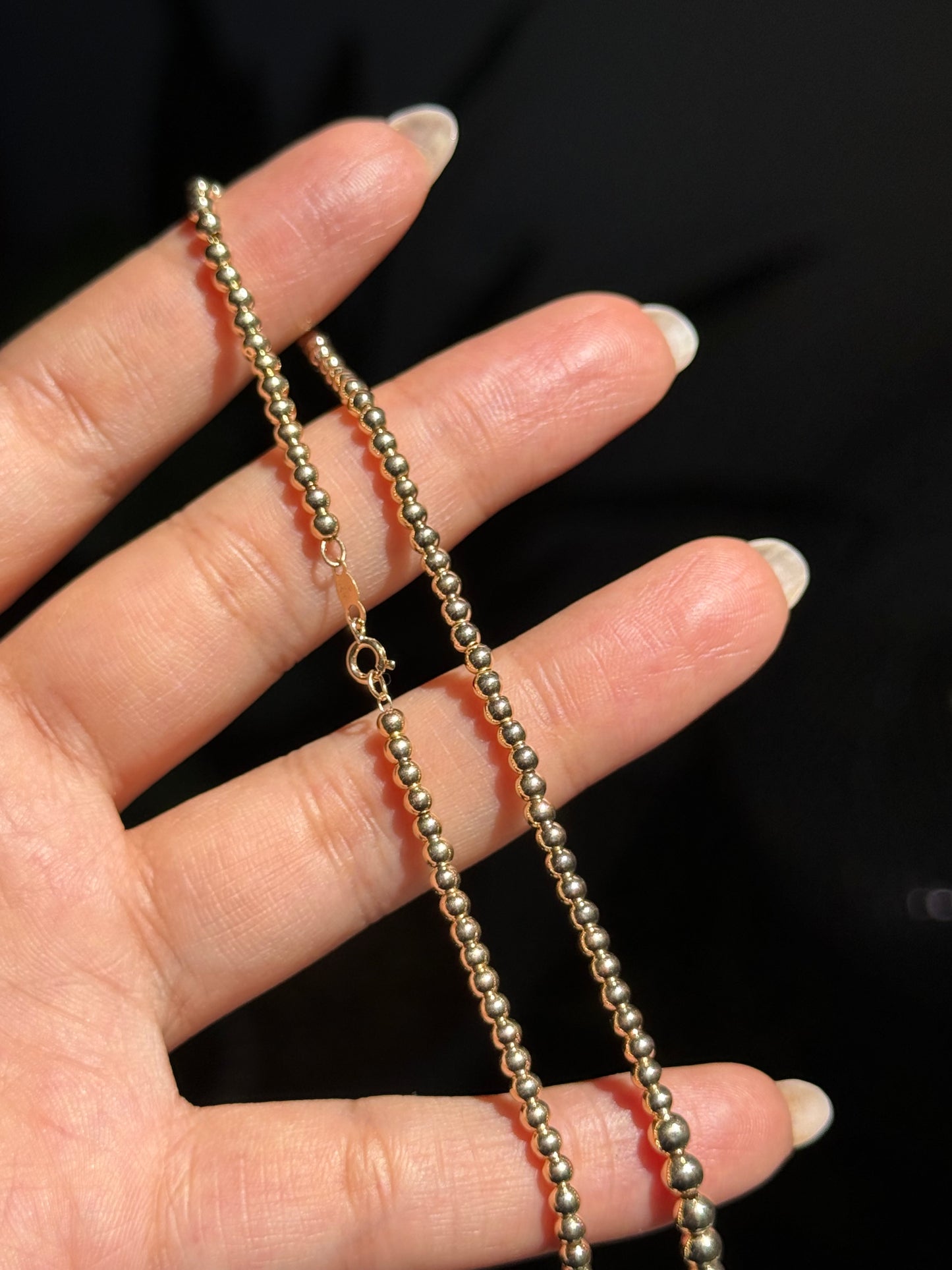 Vintage 14k graduated Golden beads Ball necklace