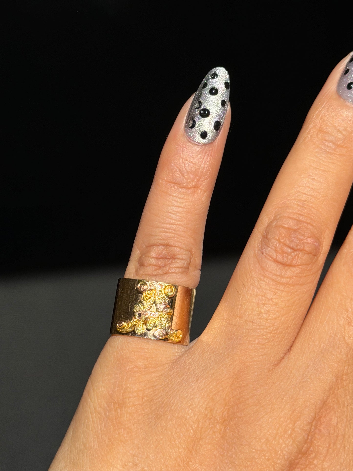 Antique 14k cigar band initial A Ring