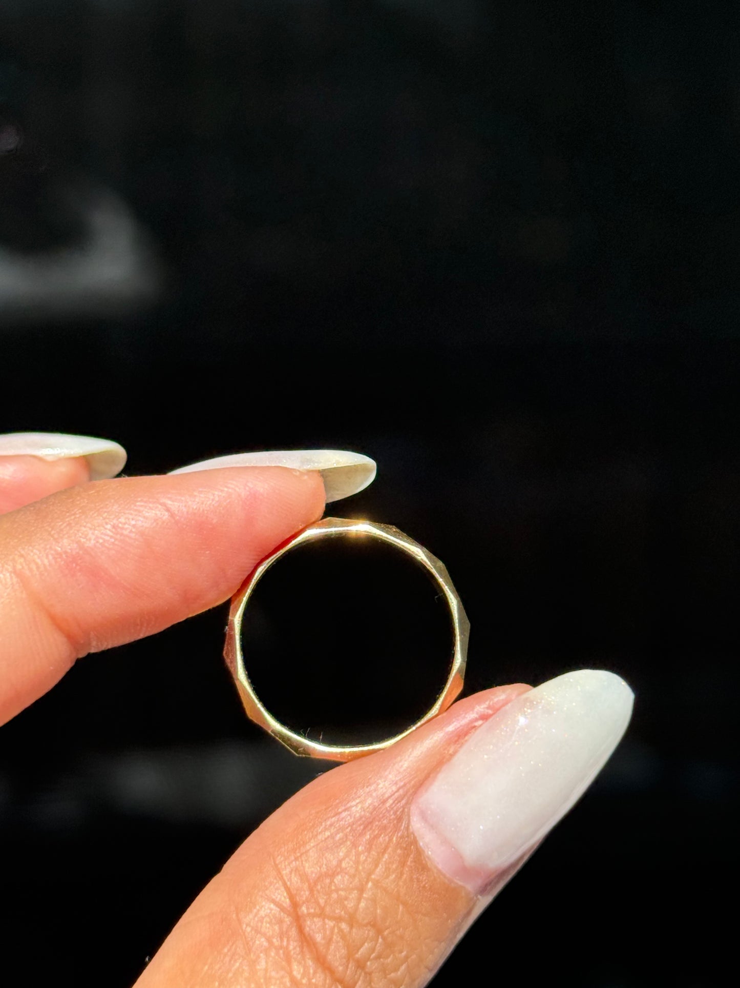 18k Geometric faceted eternity band