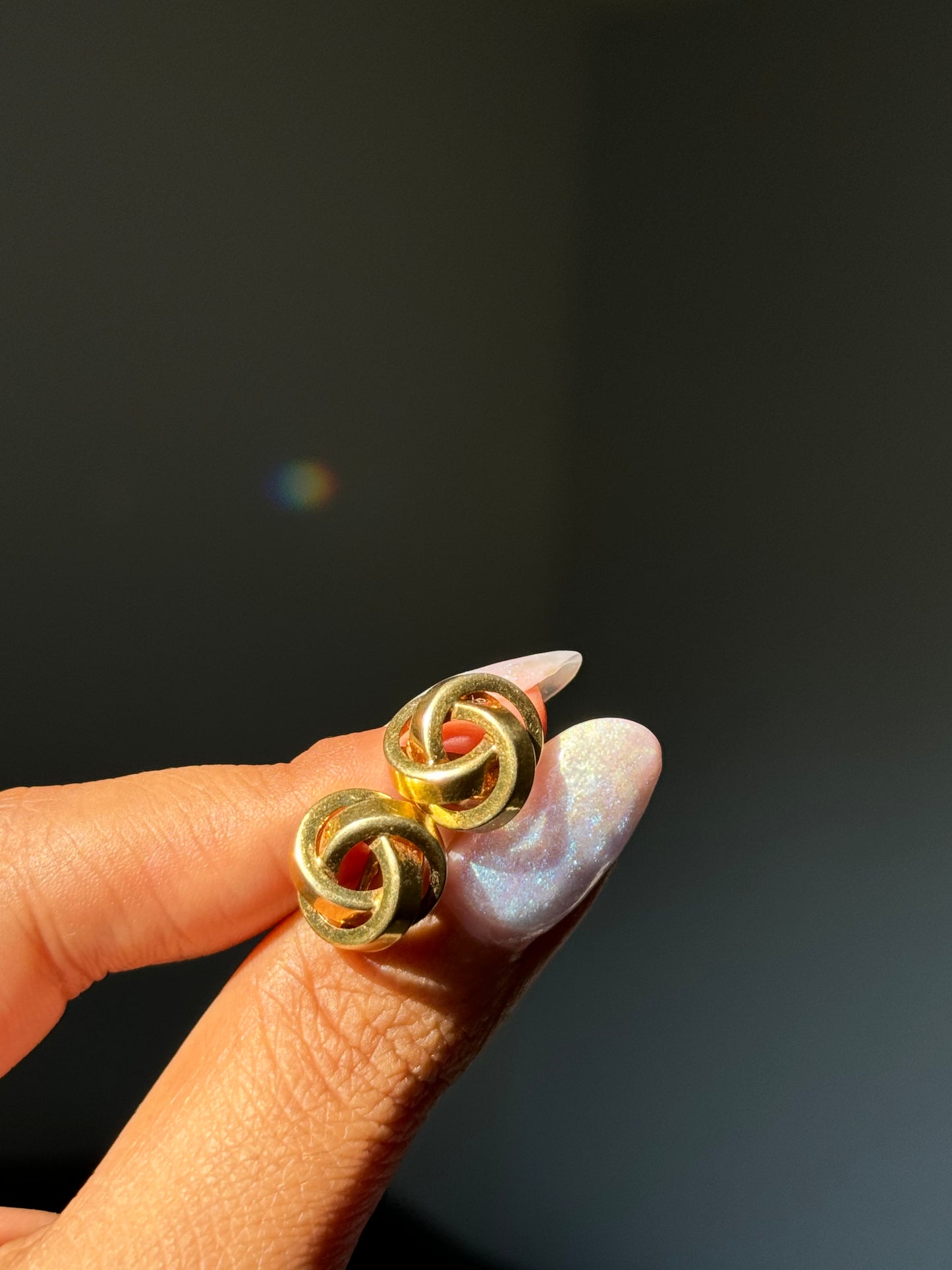 Vintage Chunky 14k knotted earrings