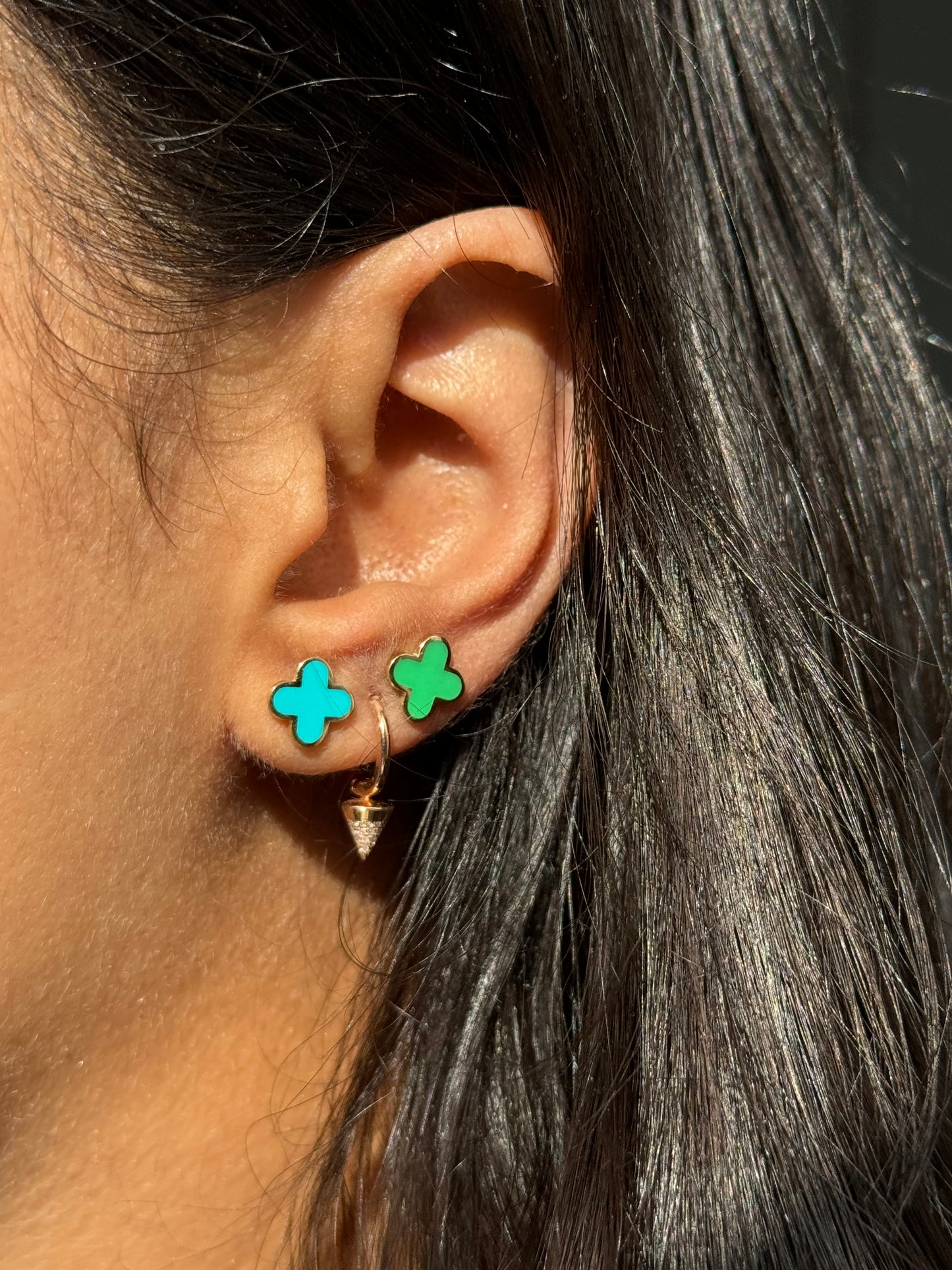 14k yellow gold enamel clover earrings