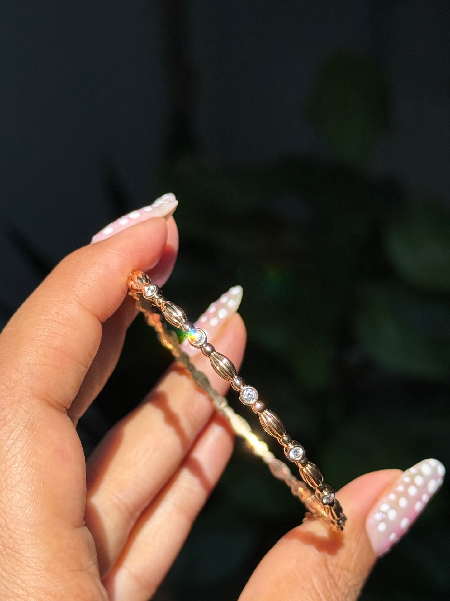 18k Rose Gold Scalloped Diamond hinged bangle ✨