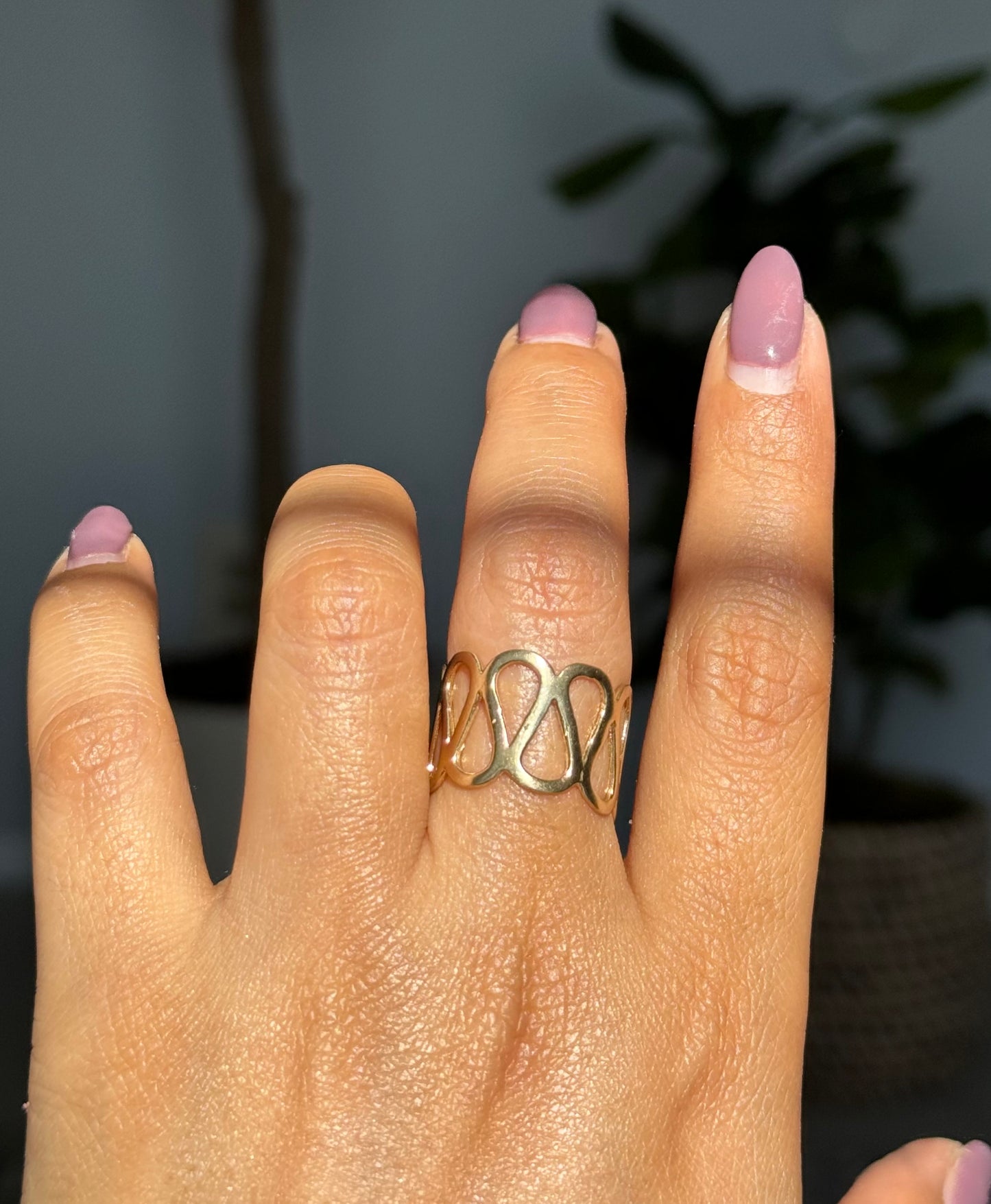 14k Wavy Wide Ring