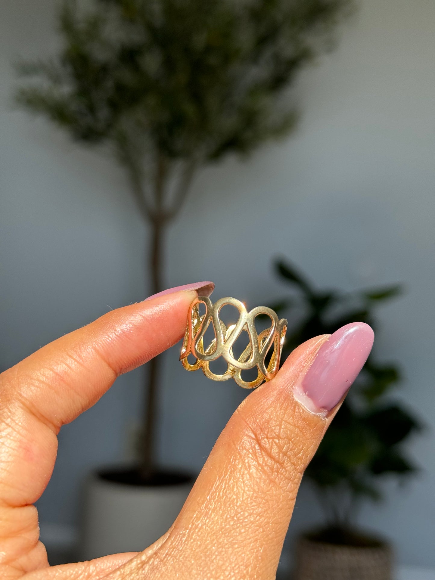 14k Wavy Wide Ring