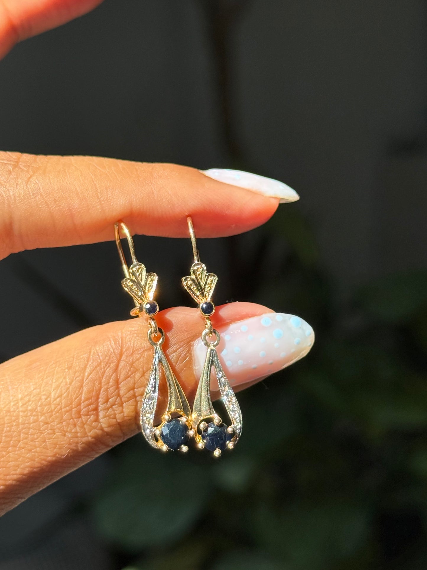 Vintage 14k sapphire and diamond dangle drop earrings✨