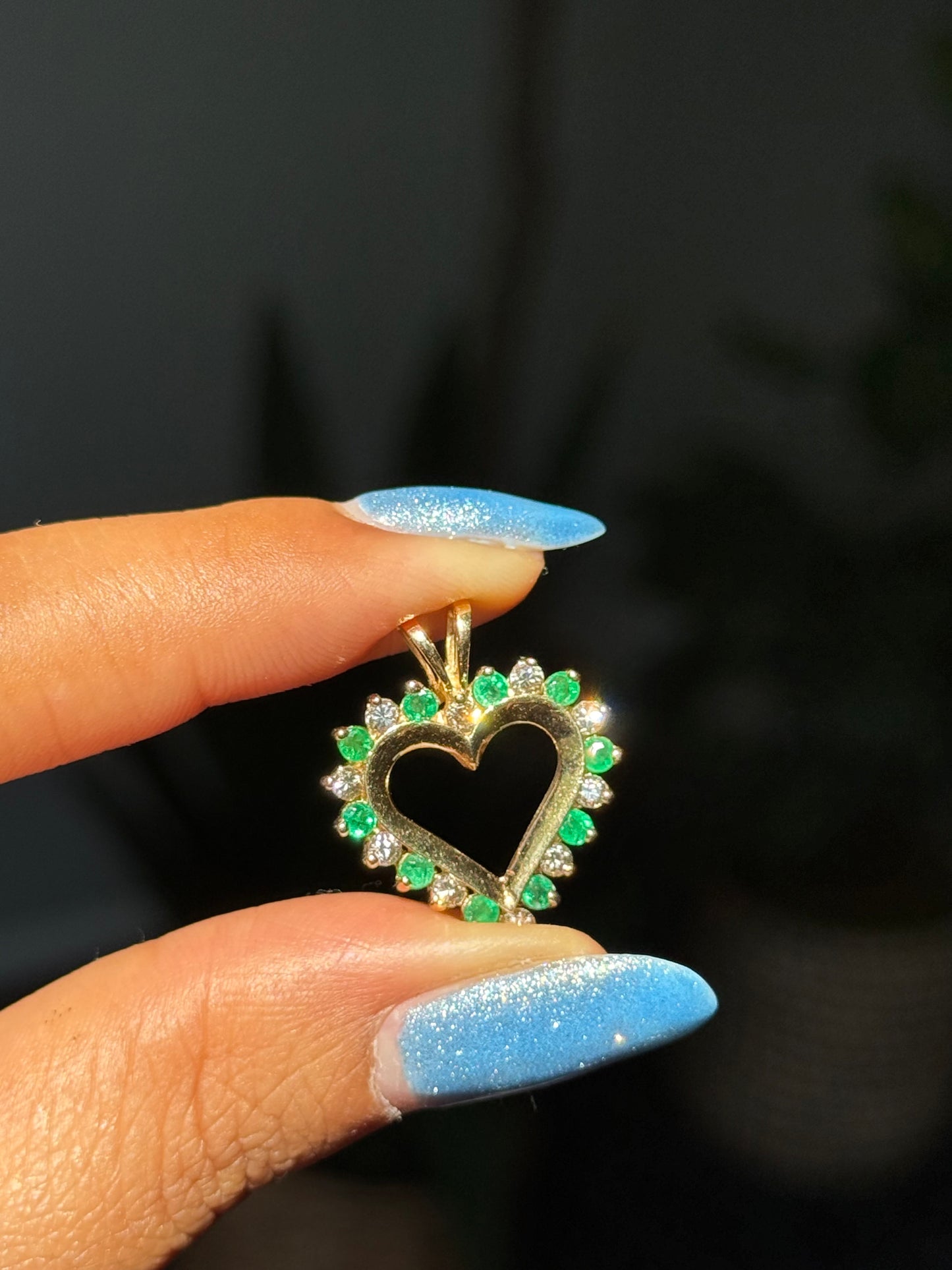 14k emerald and diamonds heart charm ✨