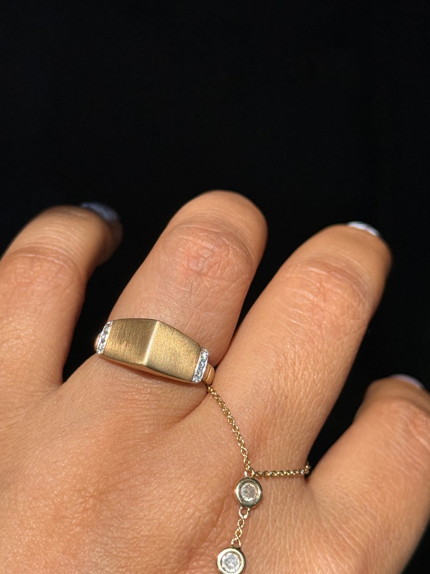 Stunning 14k matte satin finish pyramid Geometric ring ✨