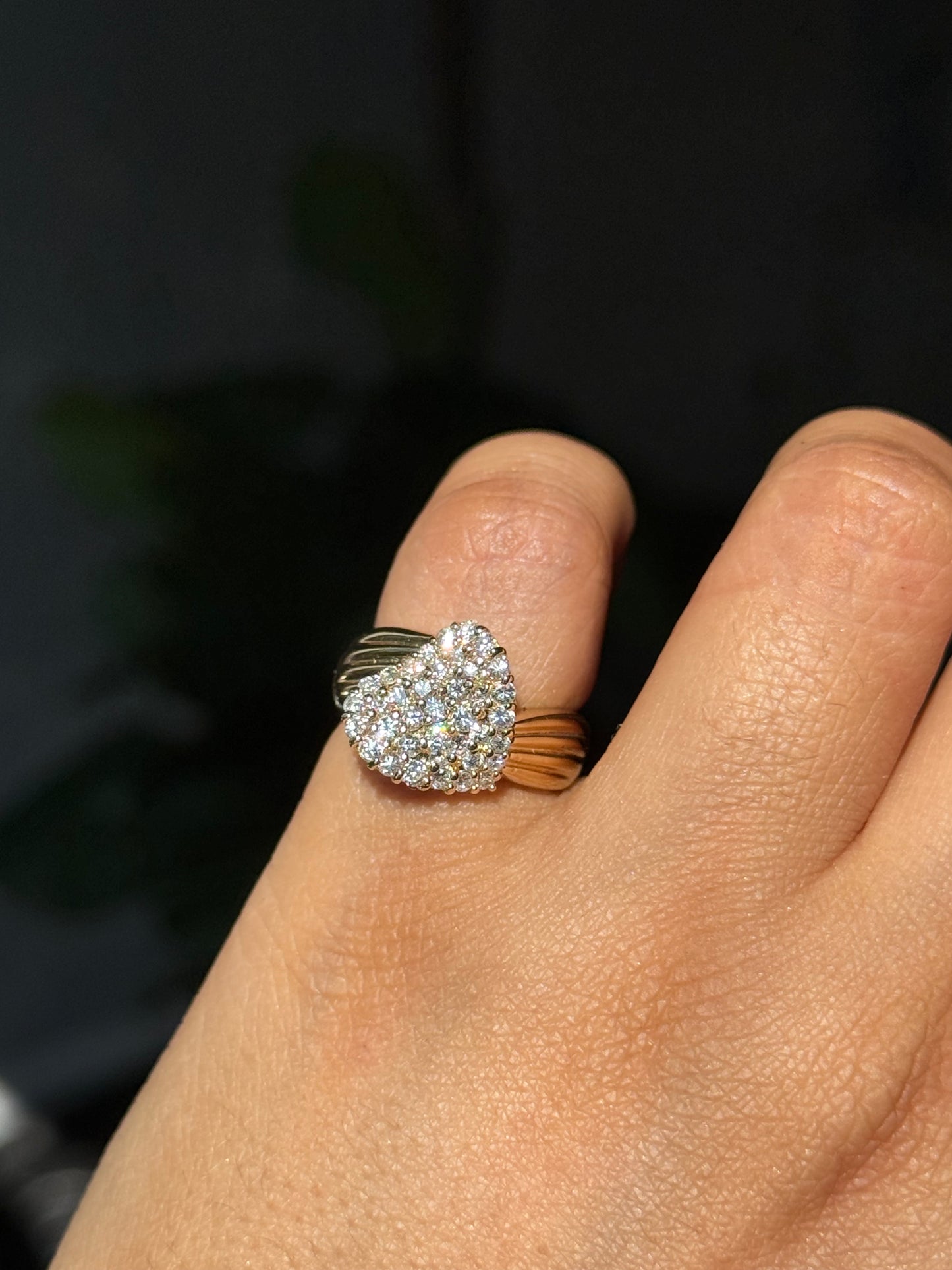 18k diamond Heart Ring