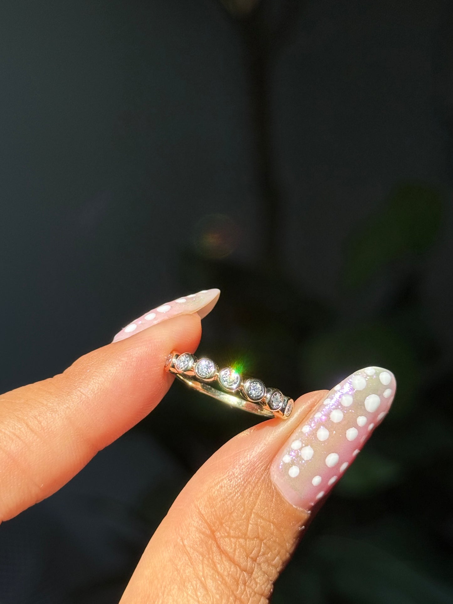 14k bubble bezel diamond band