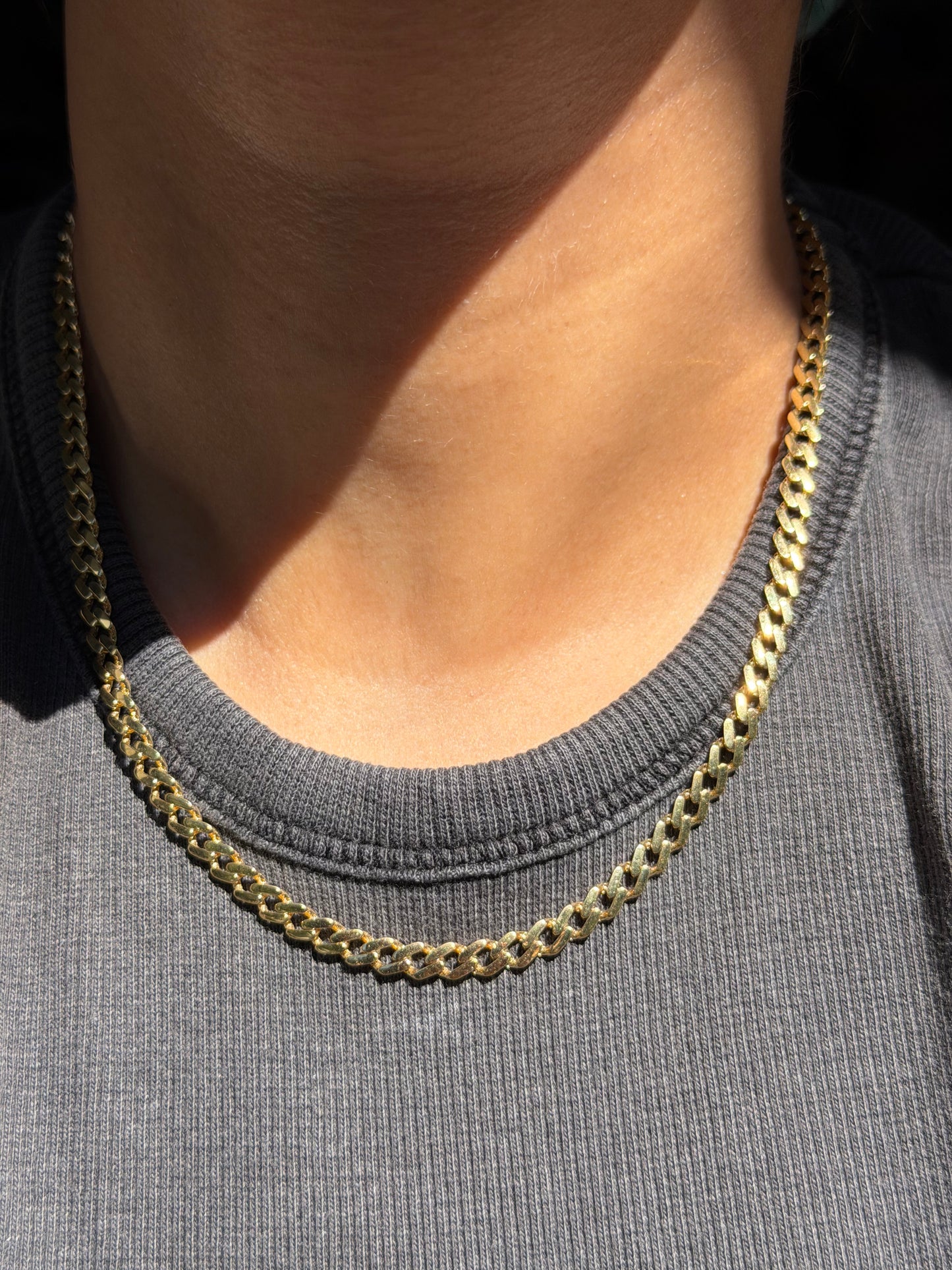 18k Cubain chain ✨