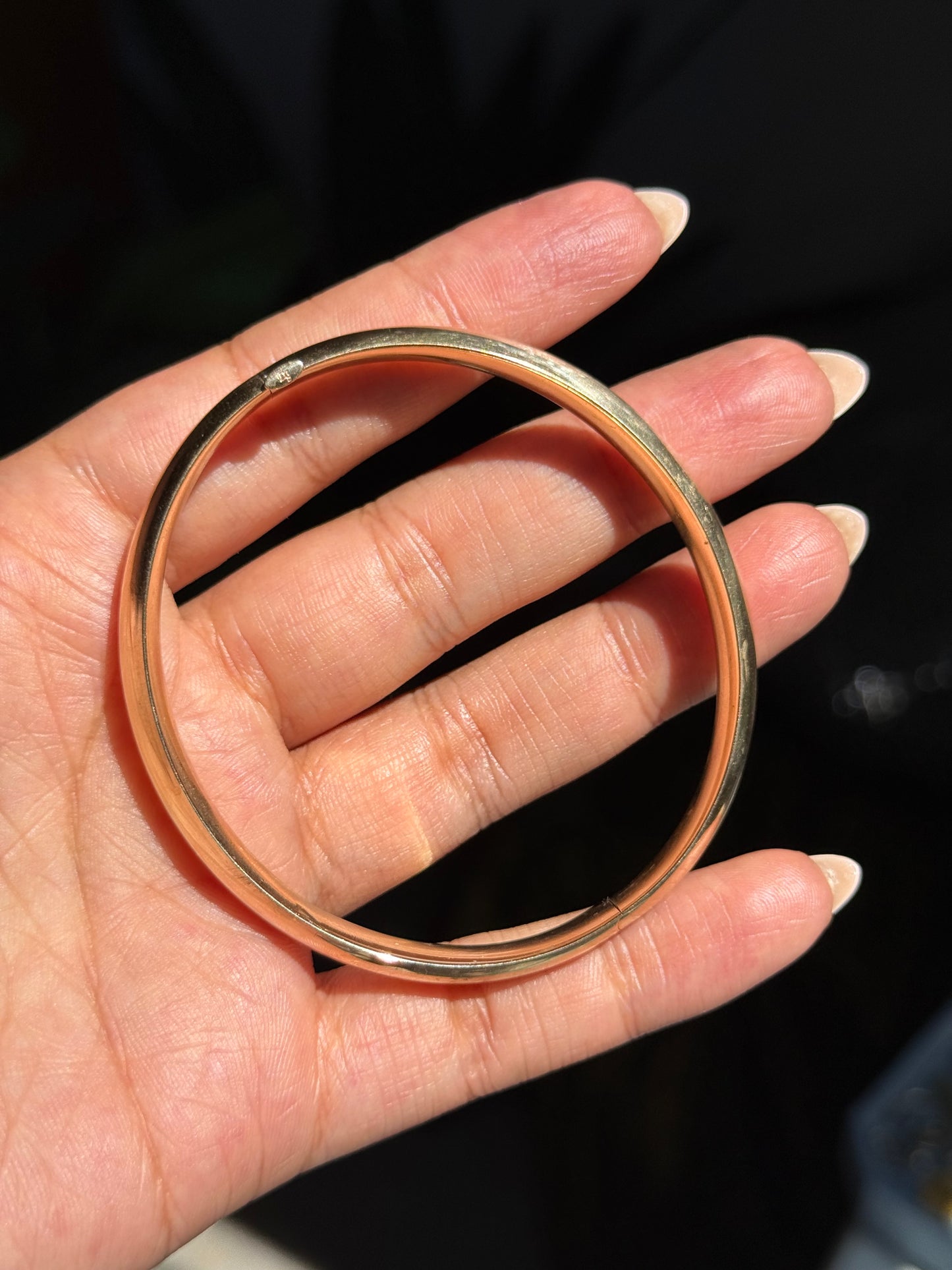 Glowy 14k Wide Hinged bangle