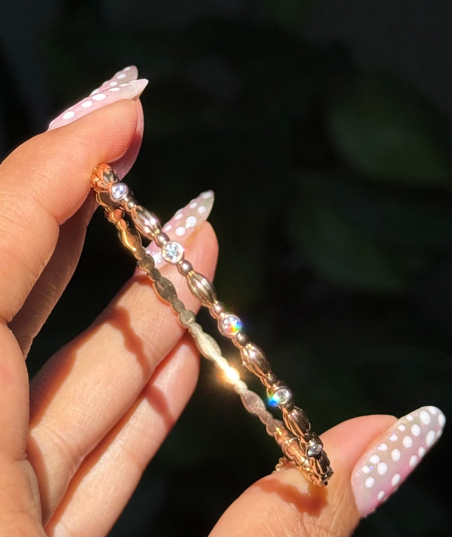 18k Rose Gold Scalloped Diamond hinged bangle ✨