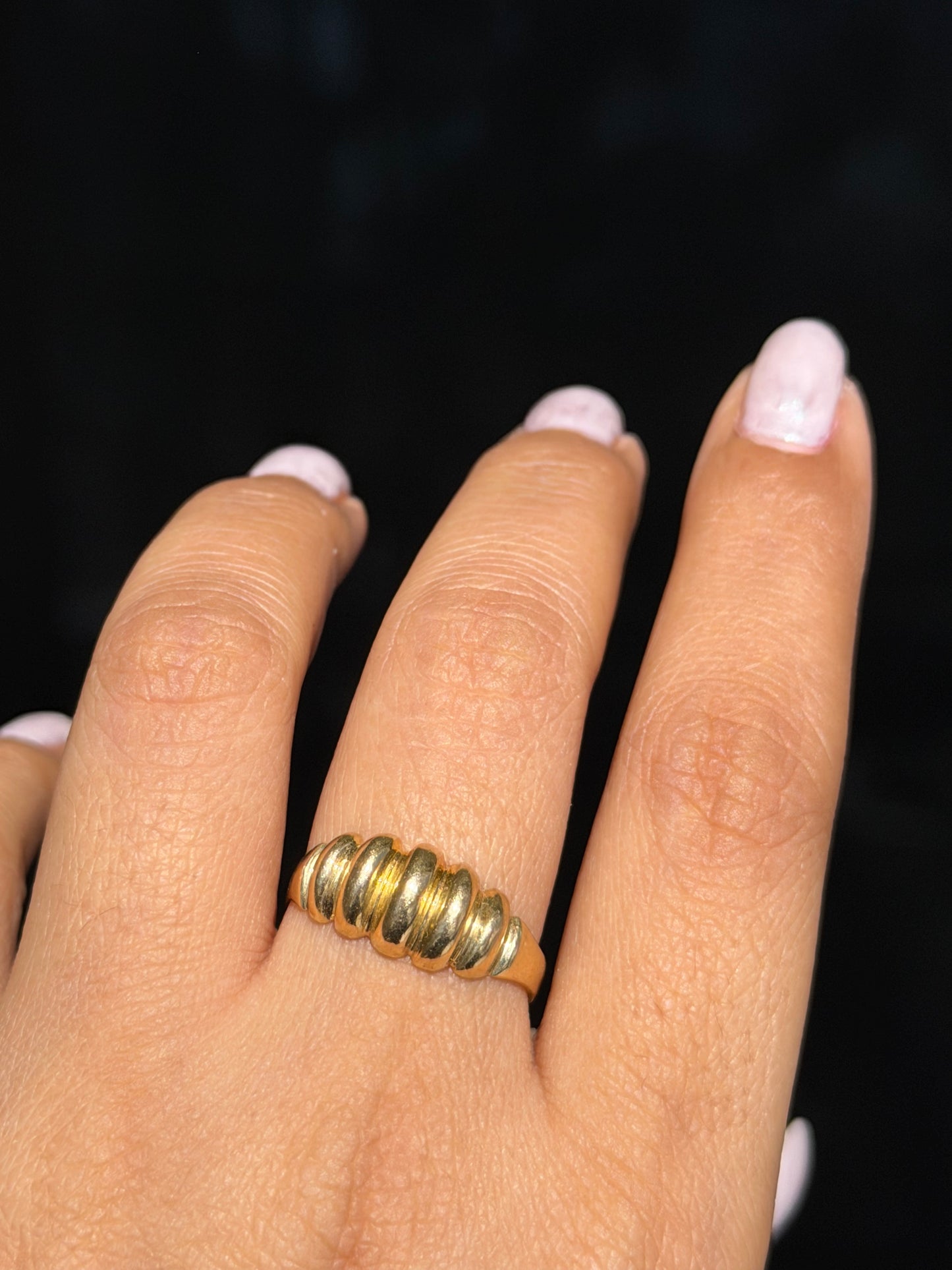 14k dome shrimpy ribbed ring