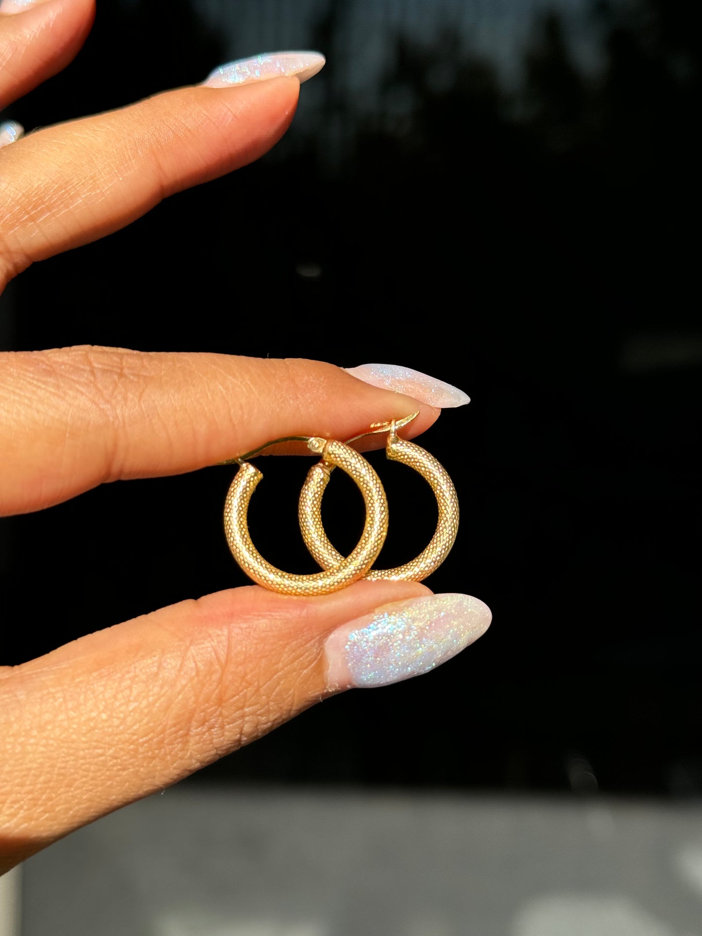 14k Cobra textured hoop earrings