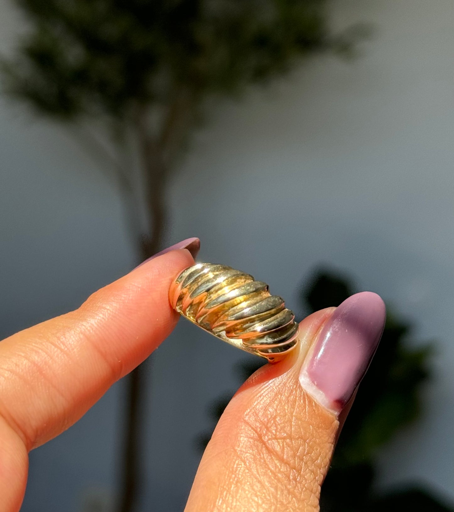 14k vintage Croissant Ribbed Ring