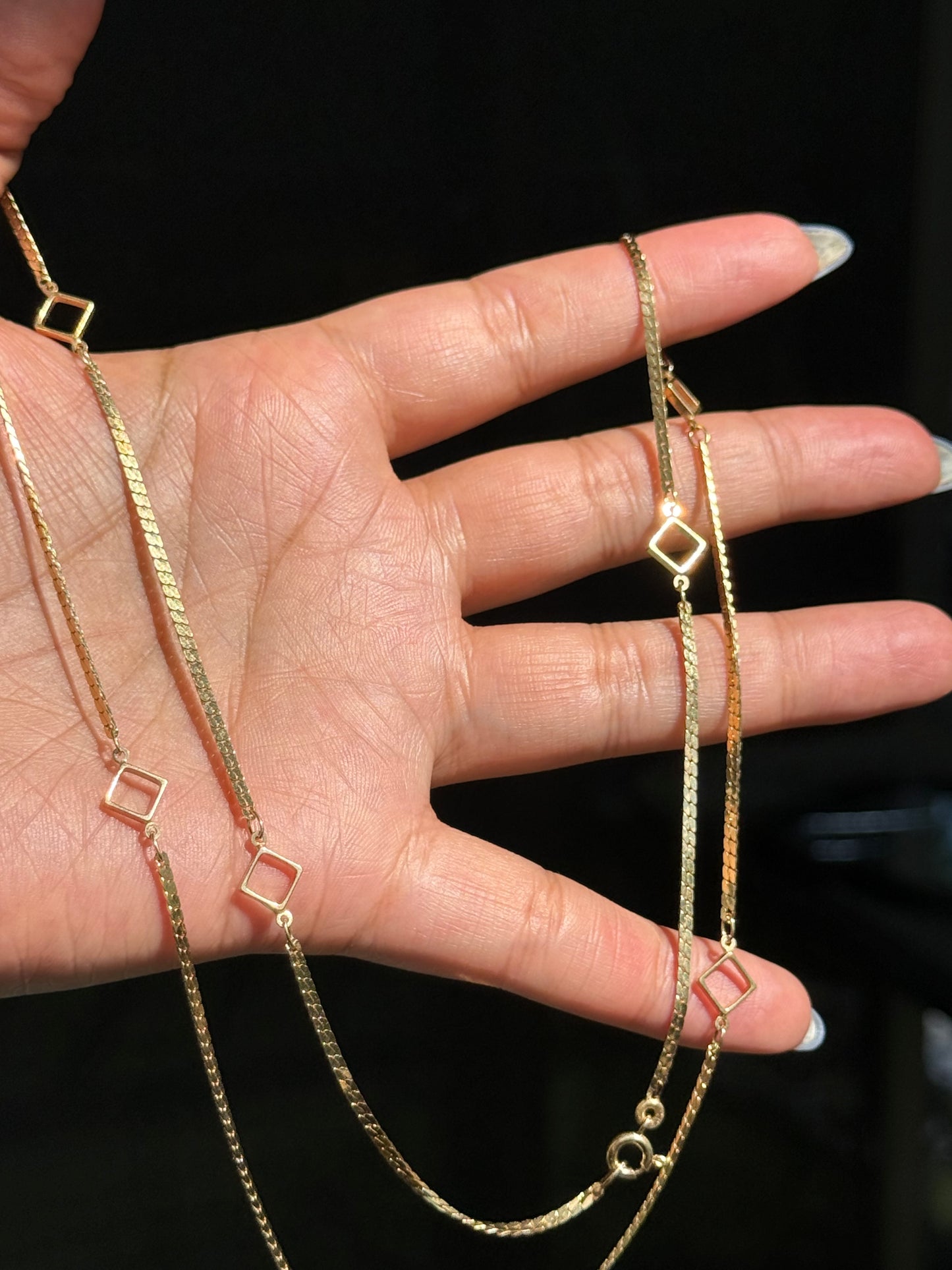 14k yellow gold Italian tight curb with square station chain