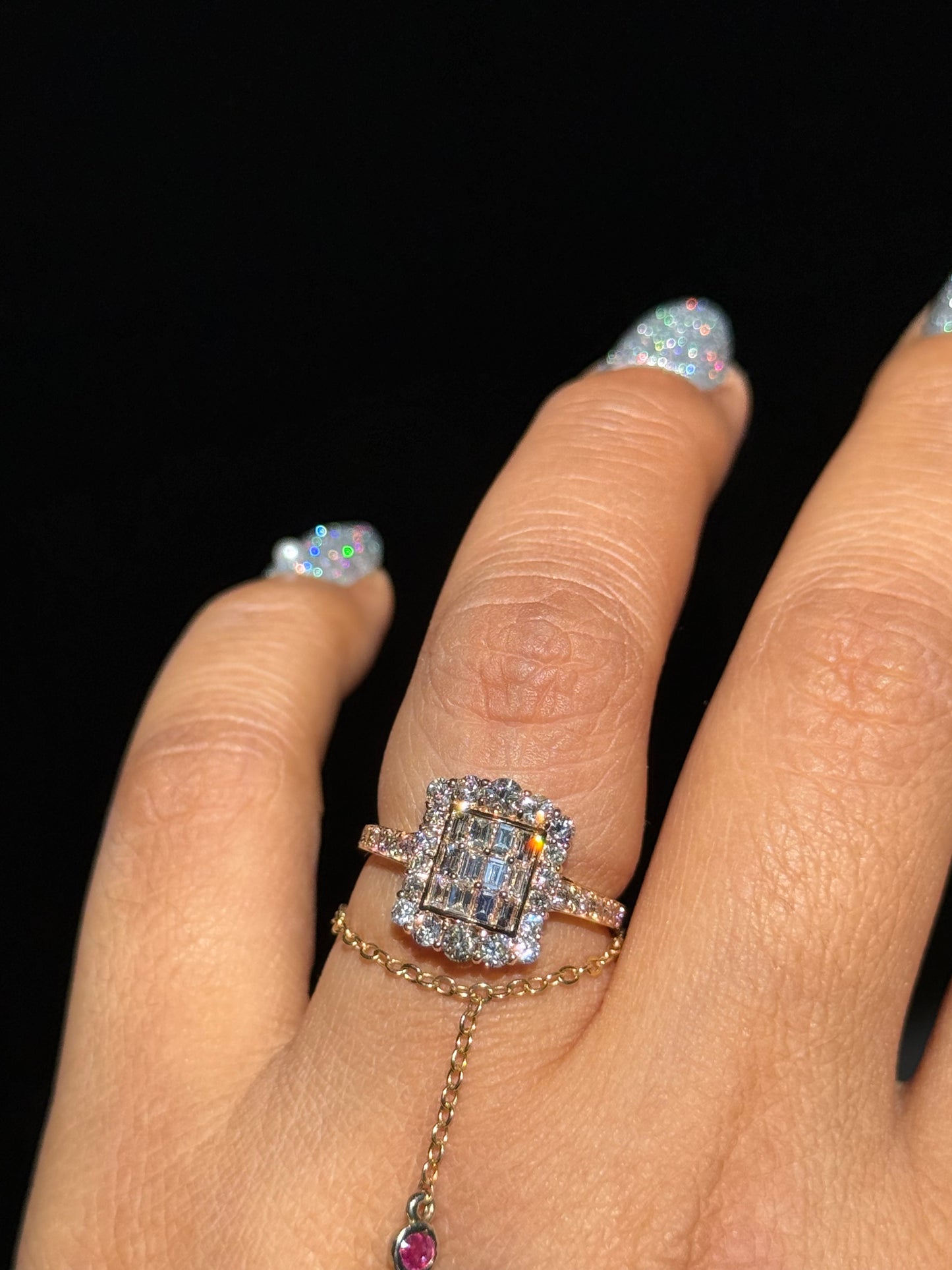 18k diamond baguettes and rounds Ring