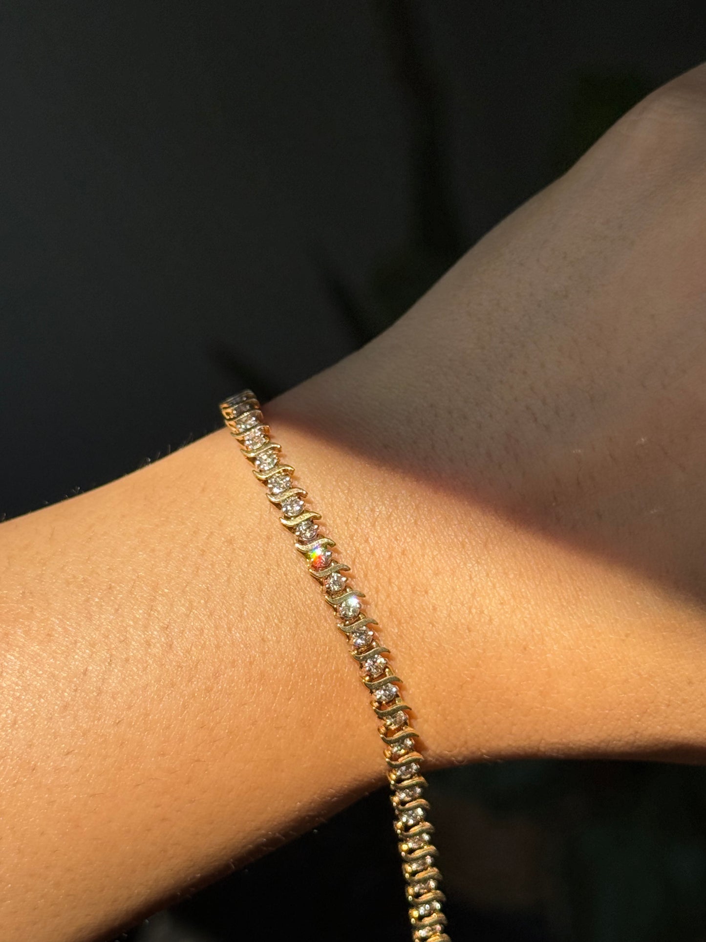 14k Wavy S link tennis bracelet