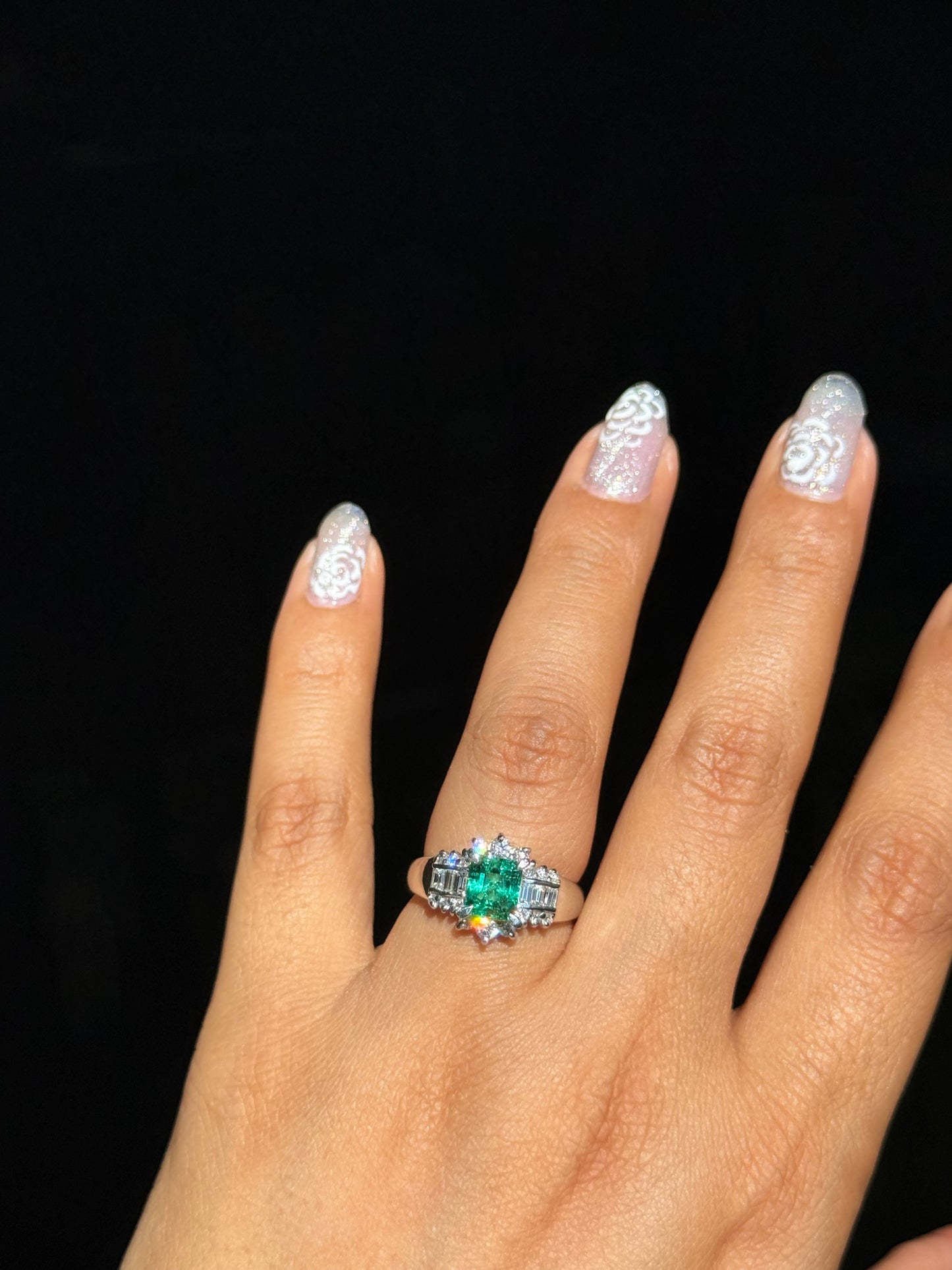 PT850 platinum Colombian emerald and diamond ring