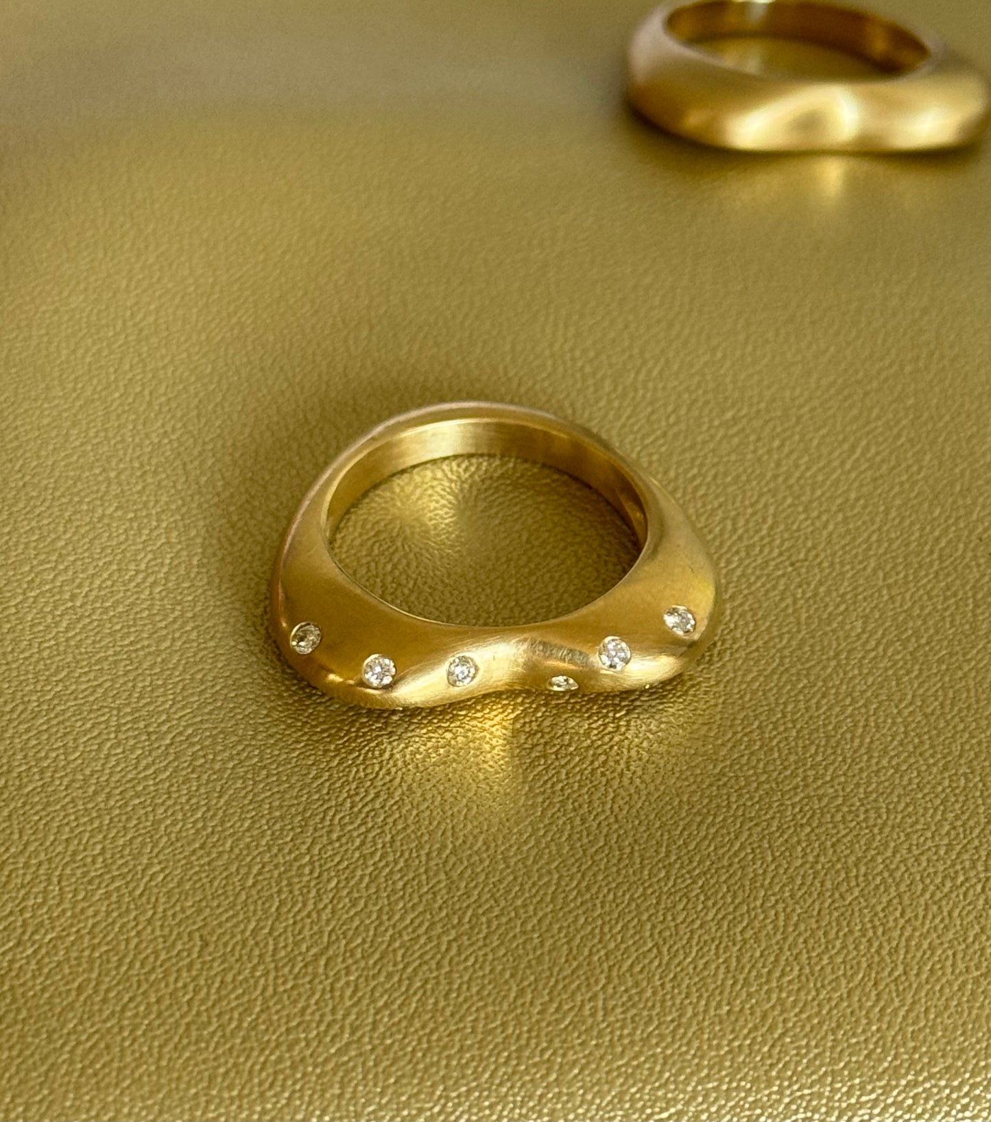 PreOrder 14k Diamond Lovers band