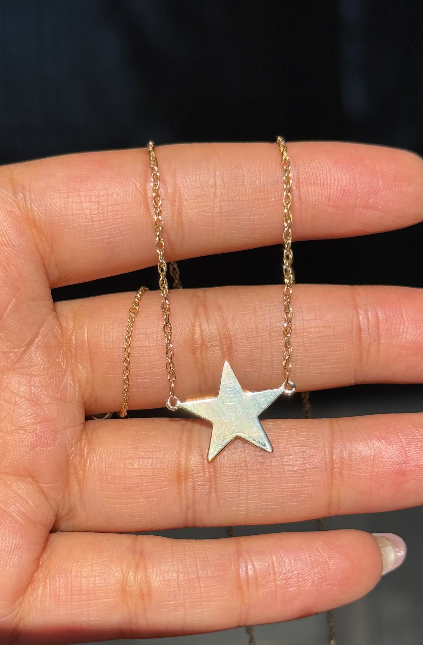 14k Yellow gold Star necklace