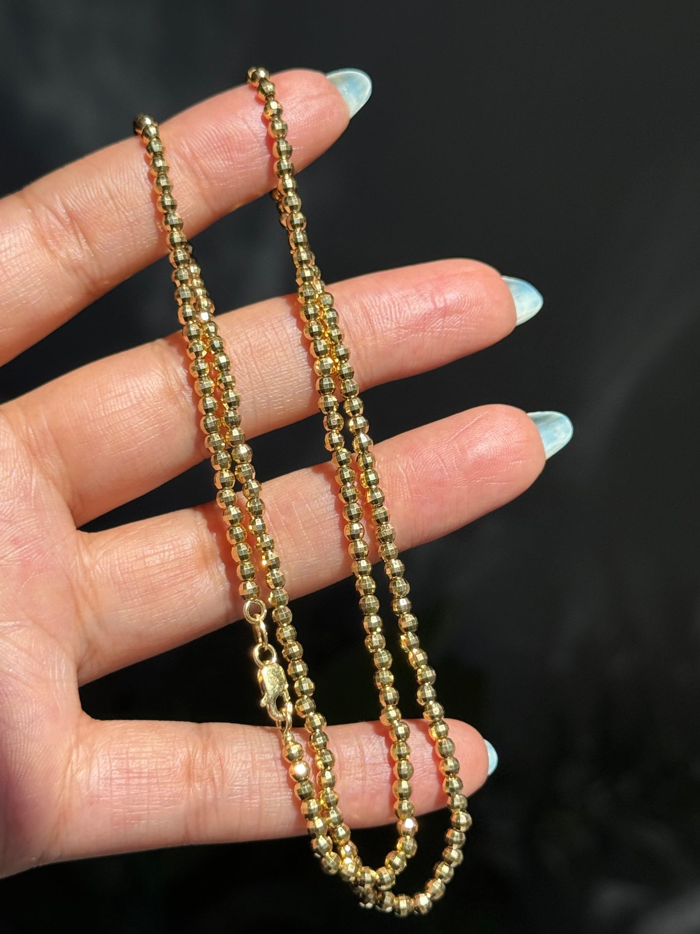 Vintage Italian 18k disco 🪩 beaded chain