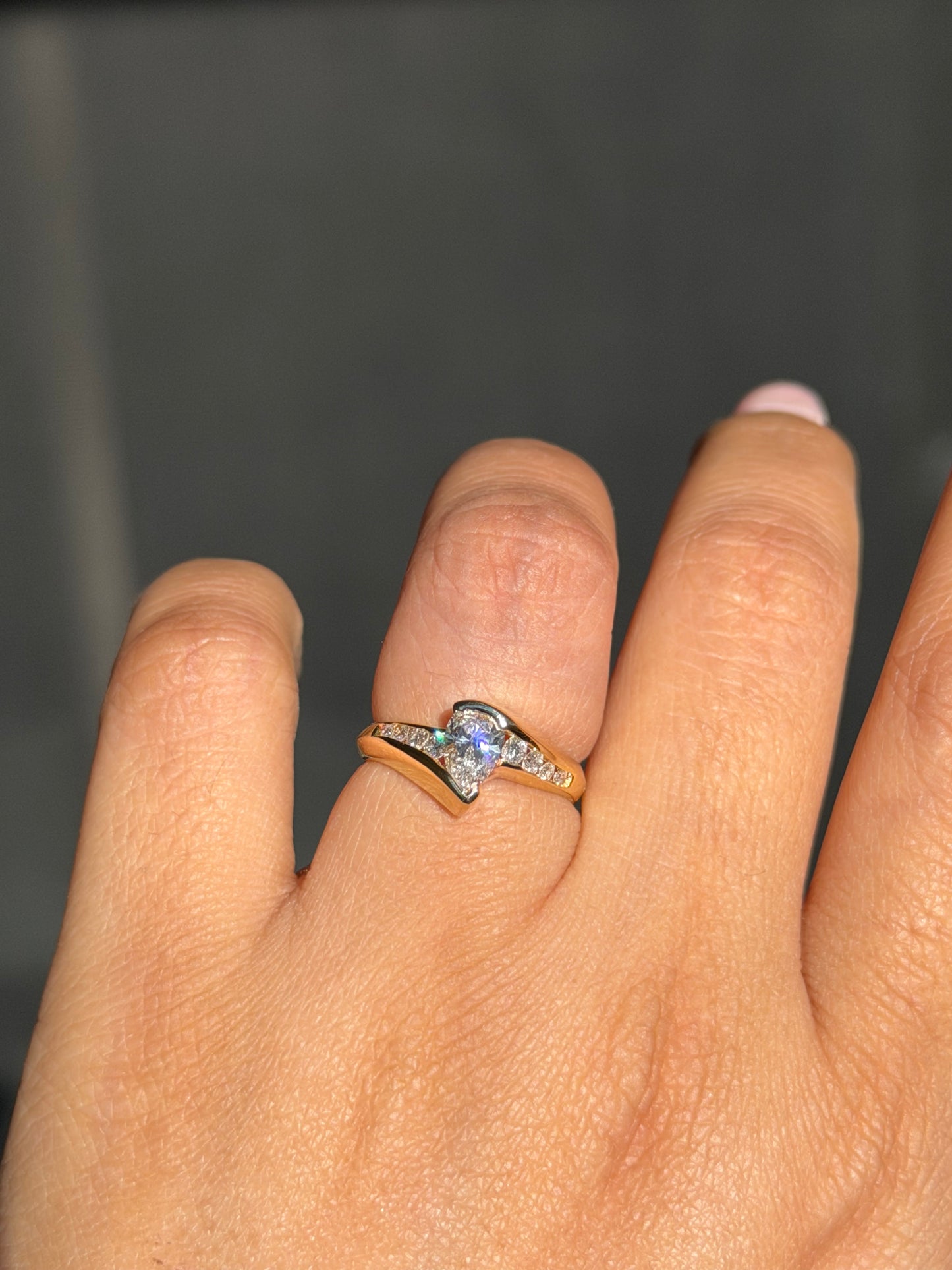 18k Solitaire Ring