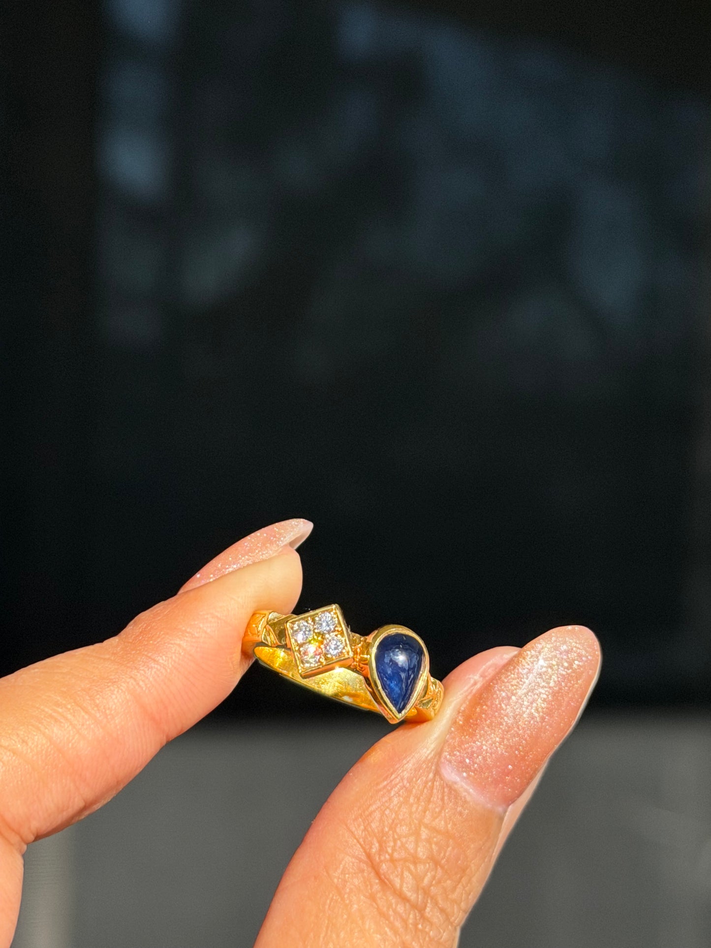 18k sapphire and diamond ring