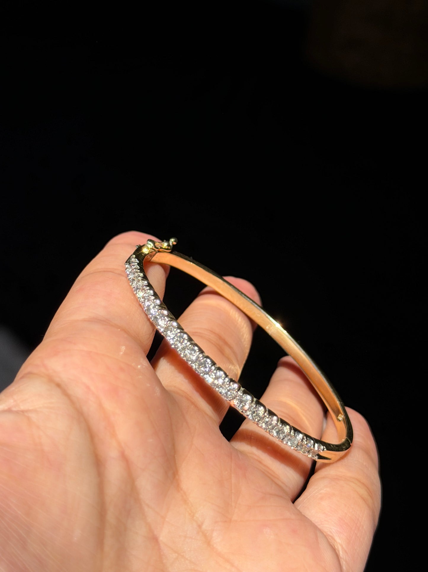 14k 2ct diamond hinged bracelet