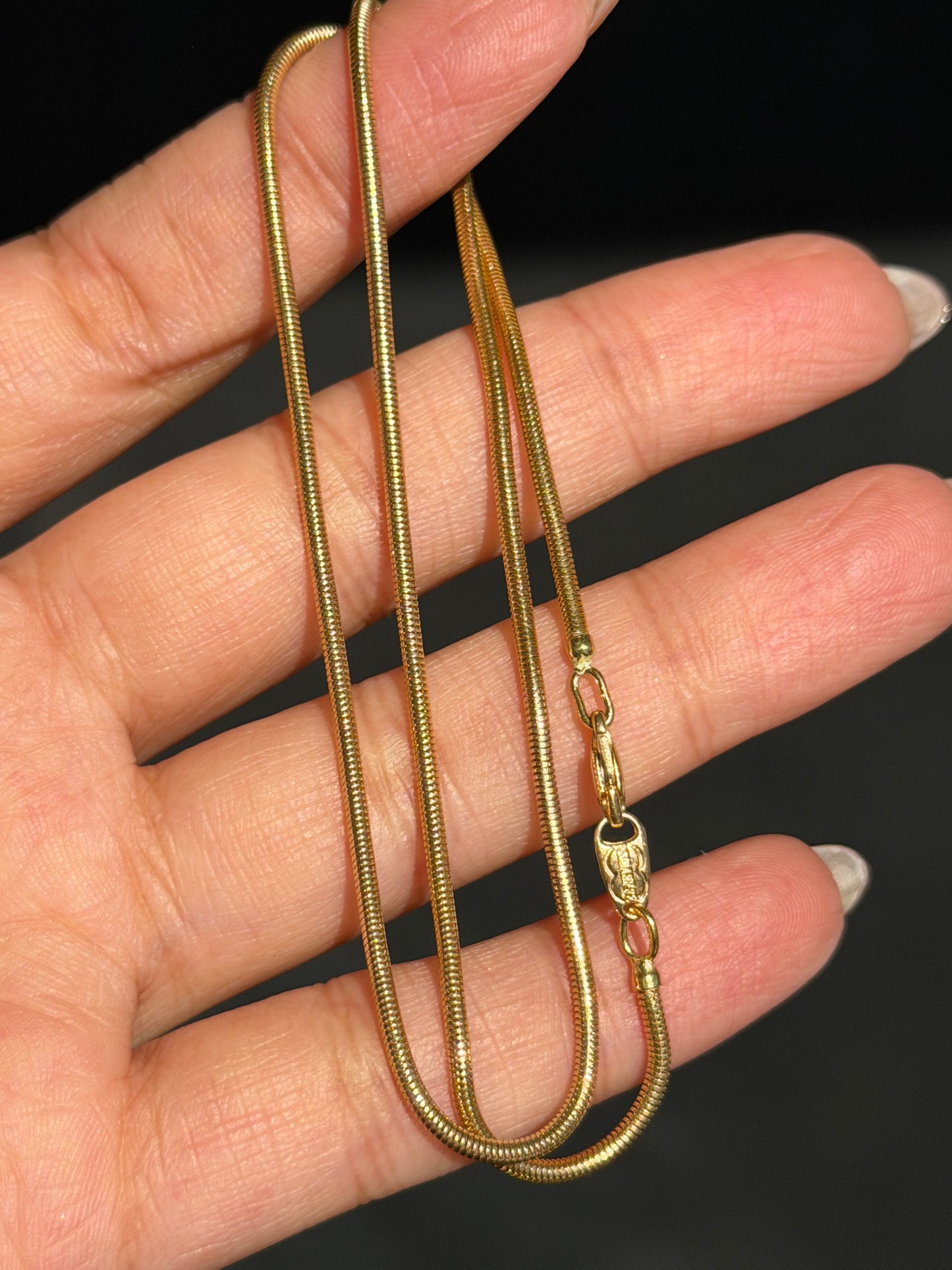 18k Rounded snake chain by UnoAerre