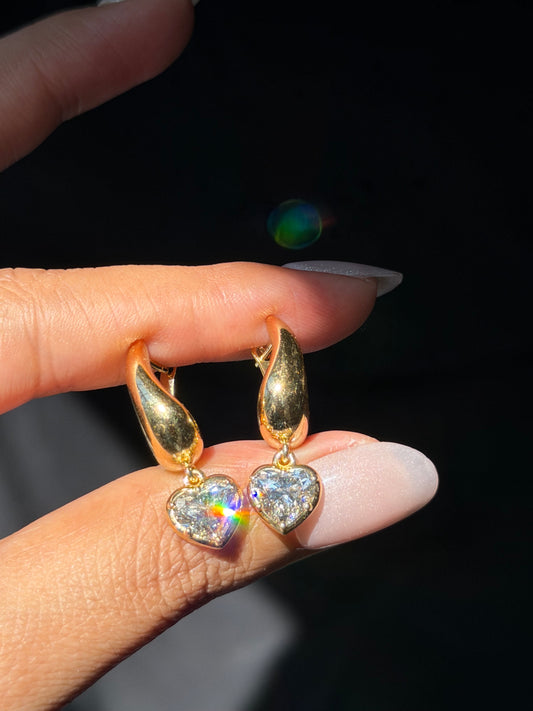 18k 4ct Heart Drop earrings
