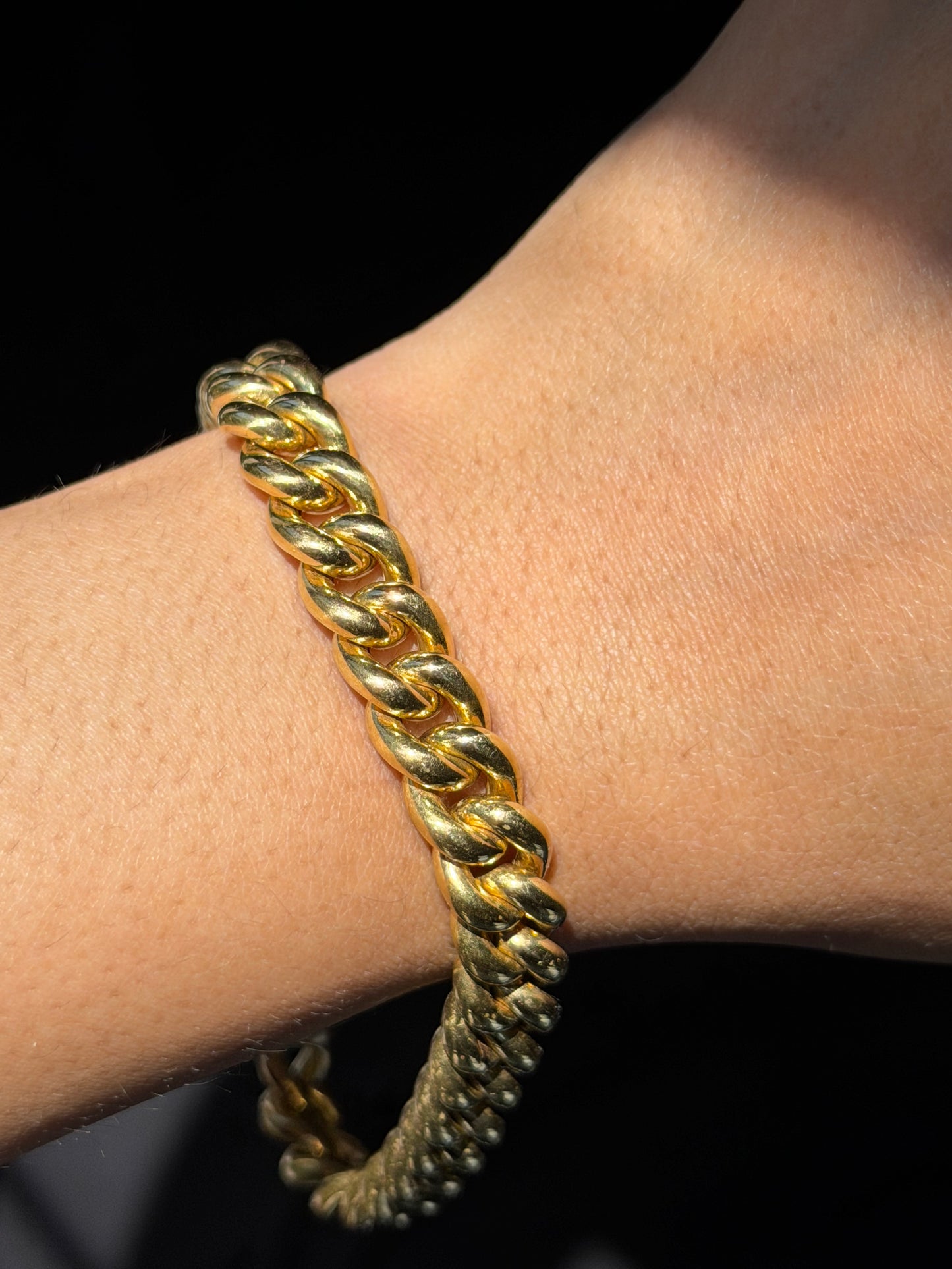 18k rounded curb Bracelet ✨