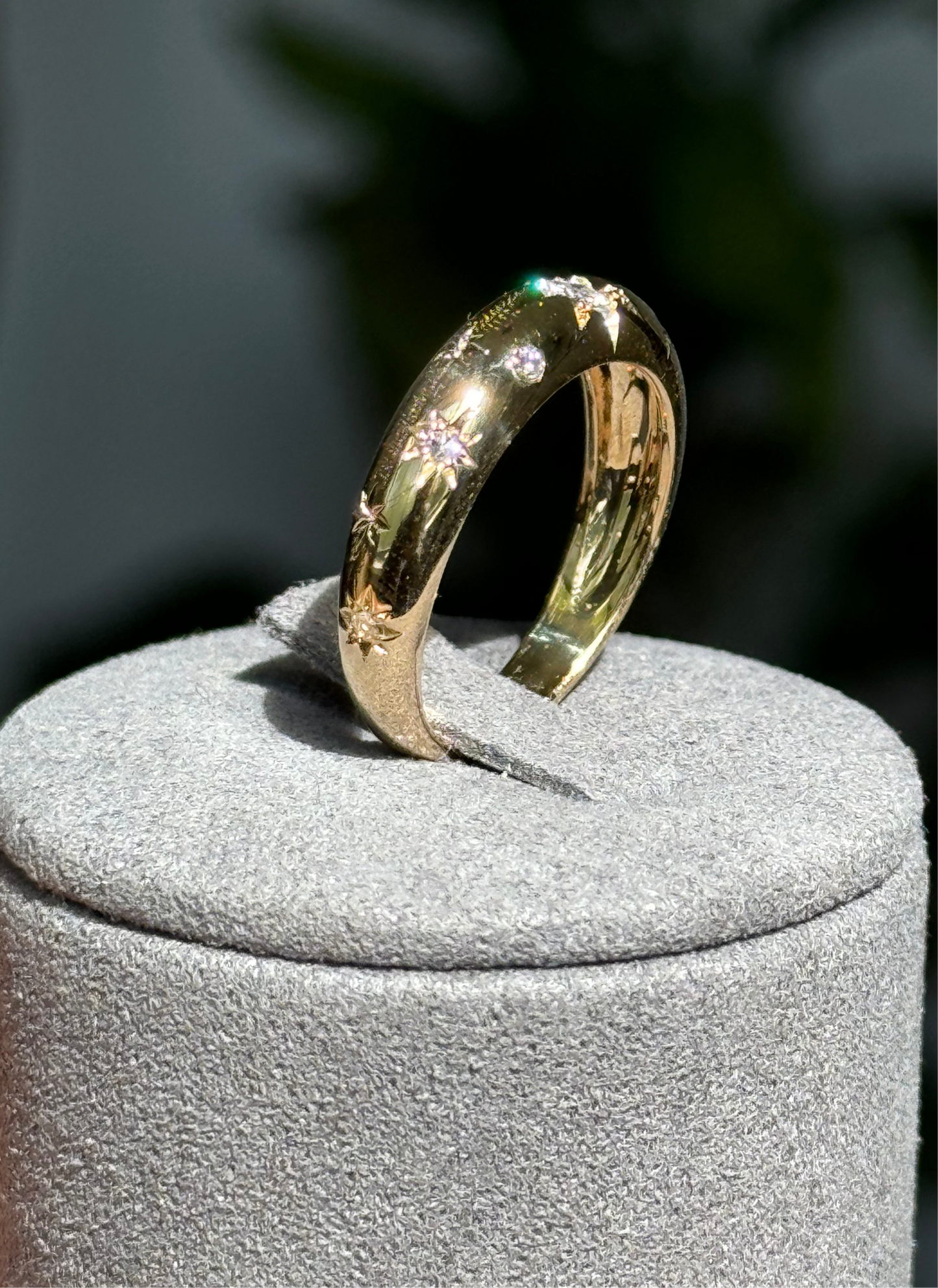 14k Star Dust Band