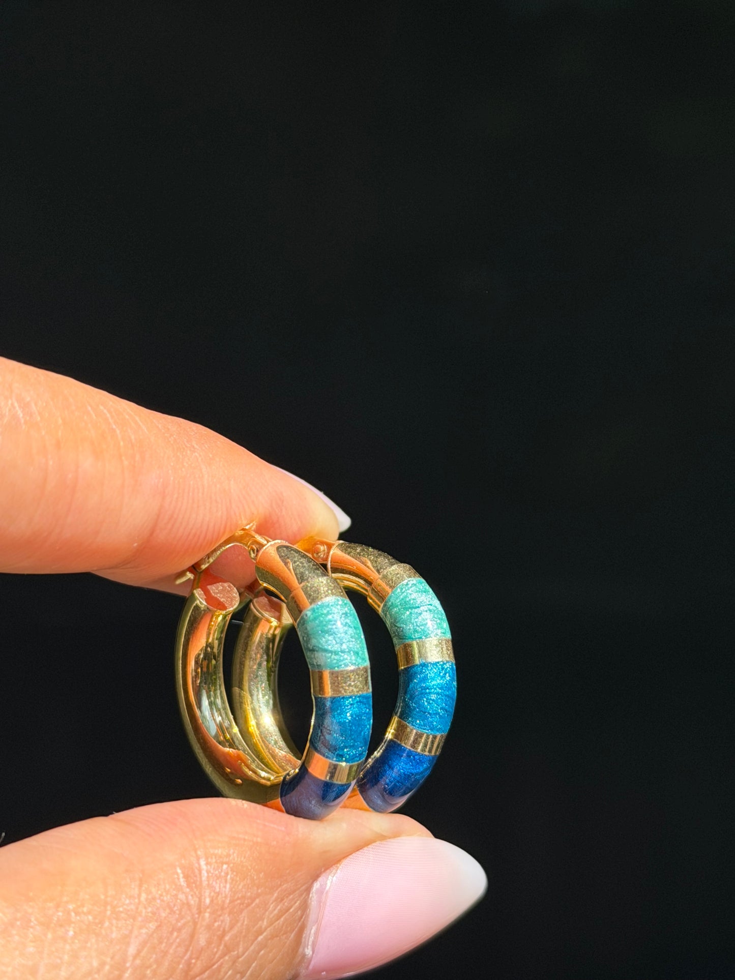 14k Italian UnoAerre hoop earrings