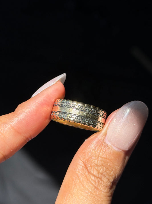 Vintage 14k ArtCarved wide Decorative Band