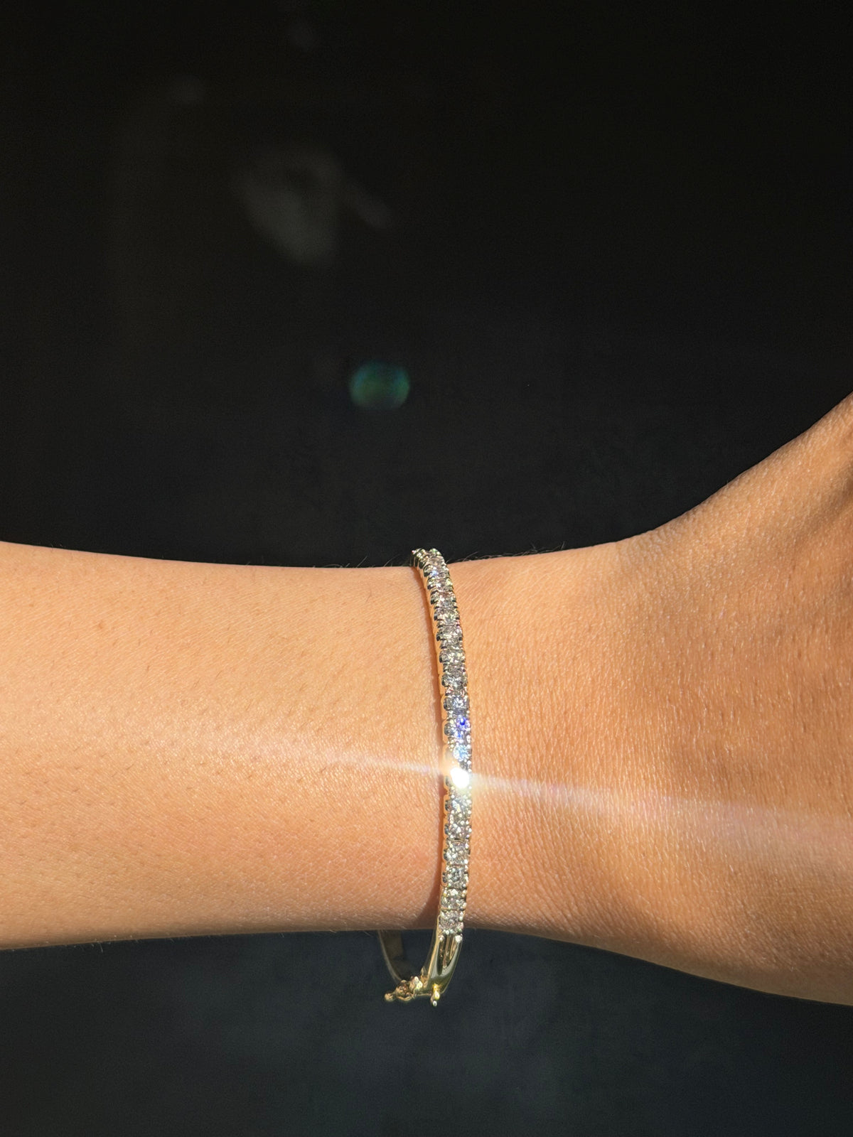 14k diamond 2ct hinged bangle