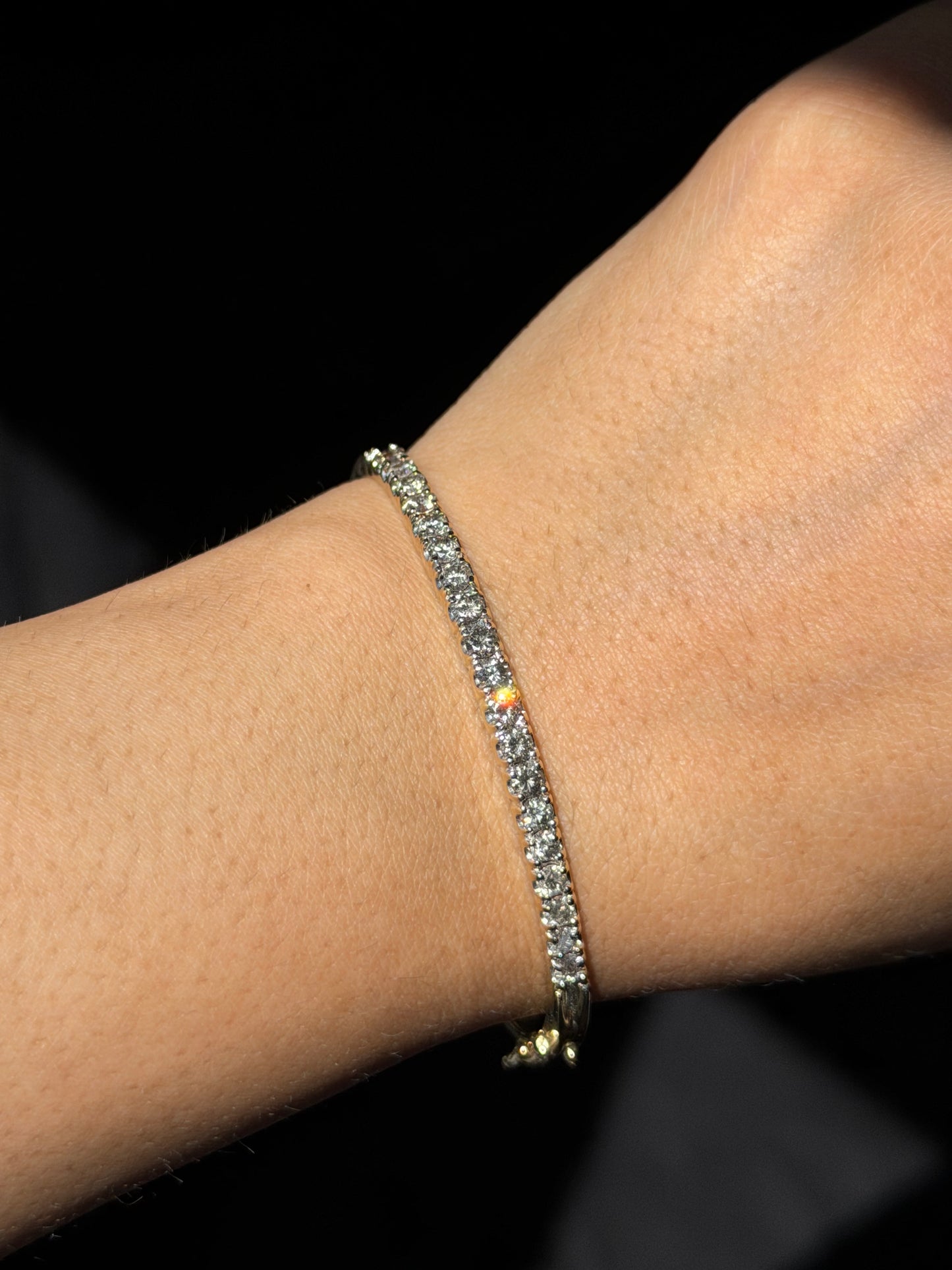 14k 2ct diamond hinged bracelet