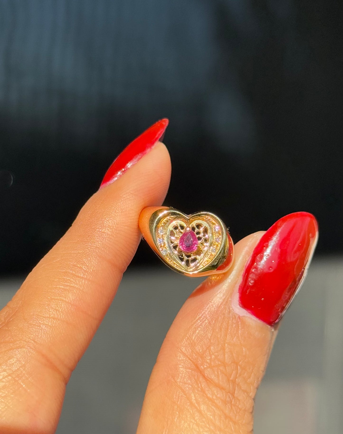 18k Ruby Heart Ring